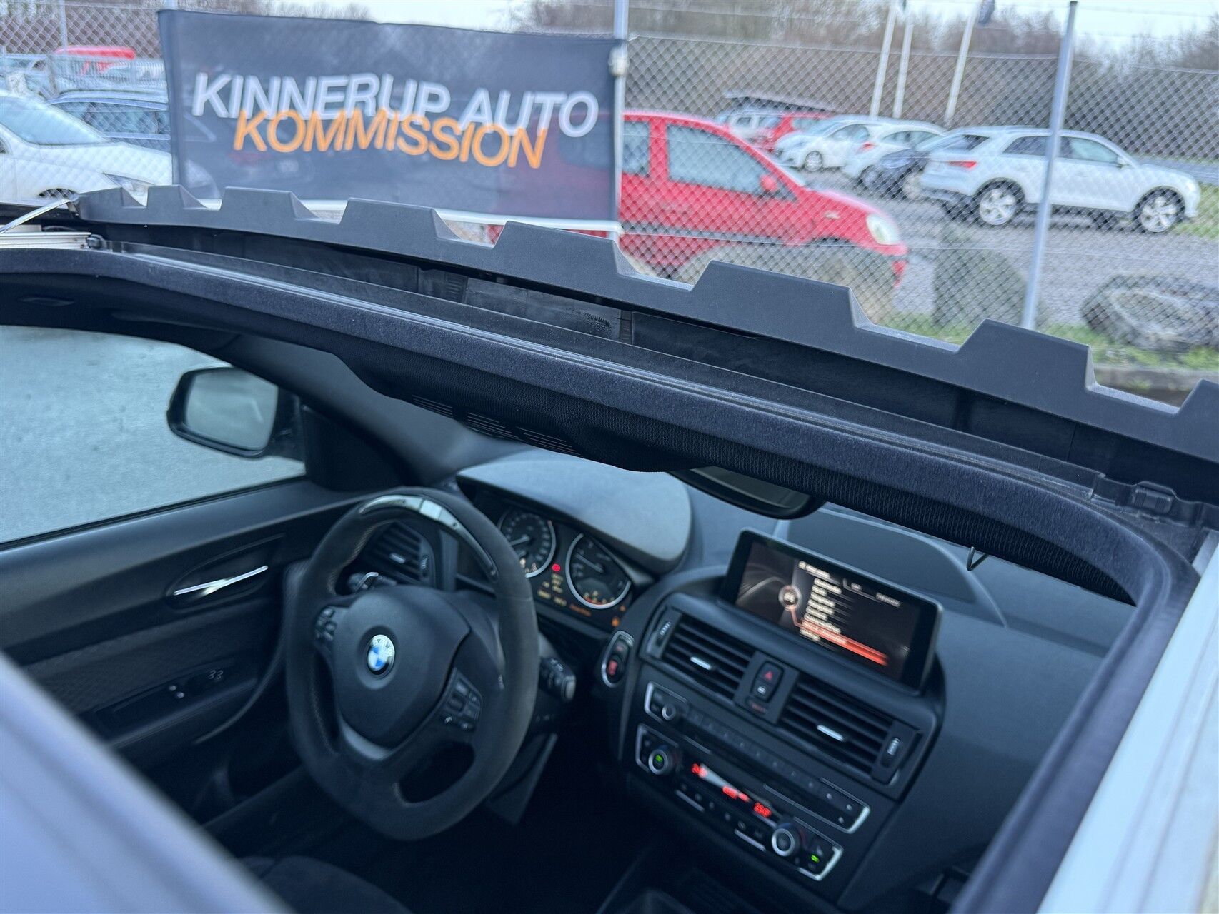 Billede af BMW M135i 3,0 Sport Steptronic 320HK 3d 8g Aut.