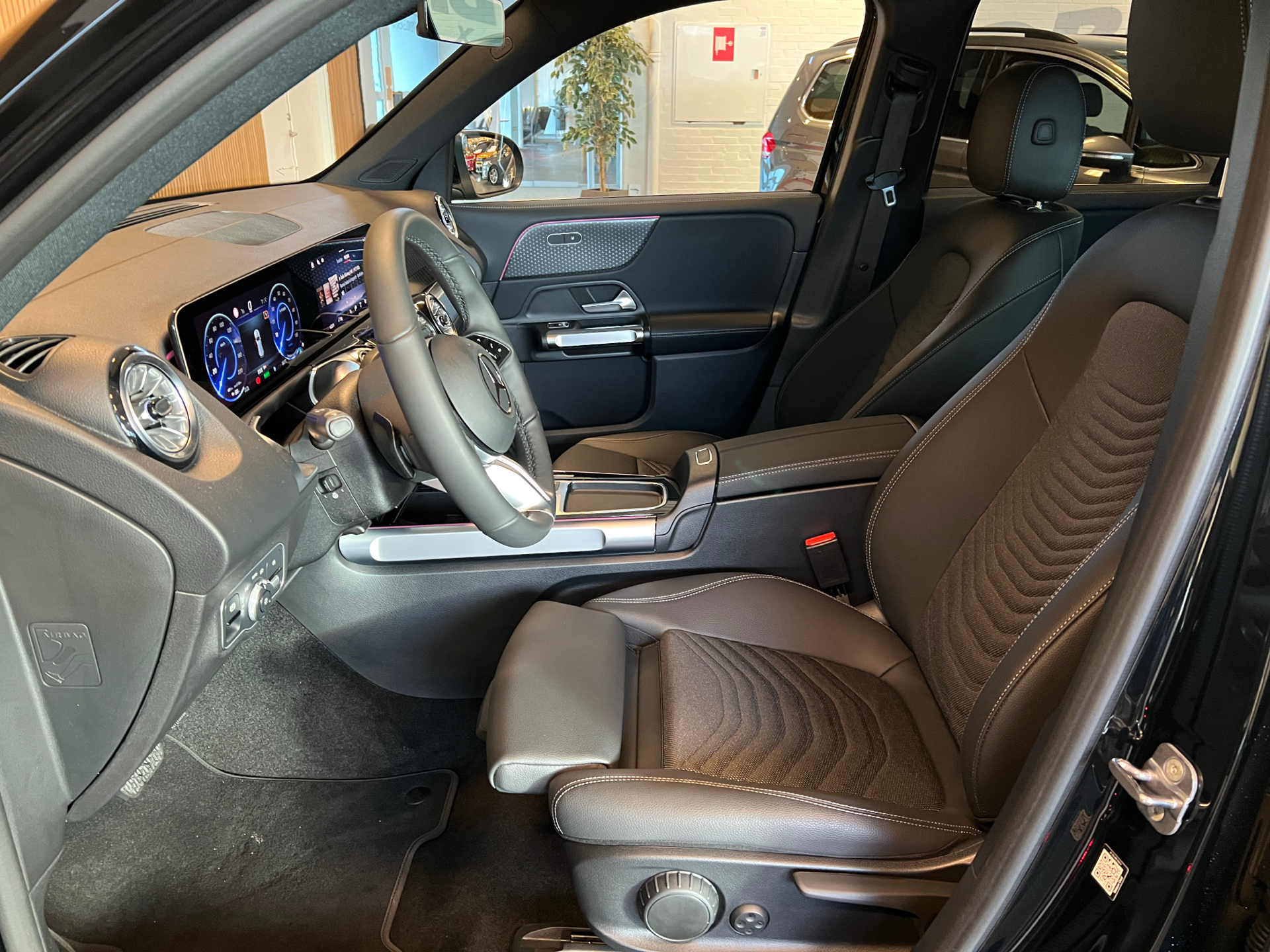 Billede af Mercedes-Benz EQB 250+ EL Advantage 190HK 5d Aut.