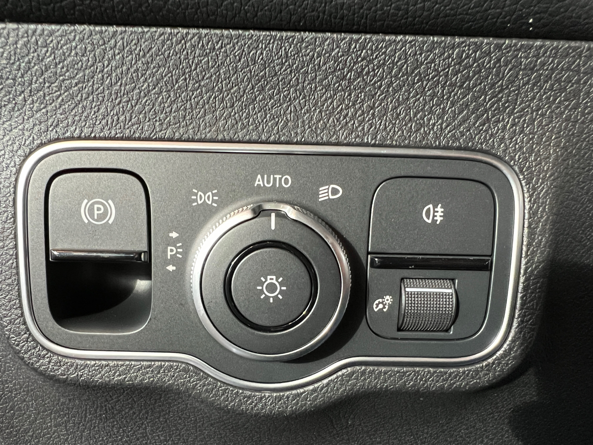 Billede af Mercedes-Benz EQB 250+ EL Advantage 190HK 5d Aut.