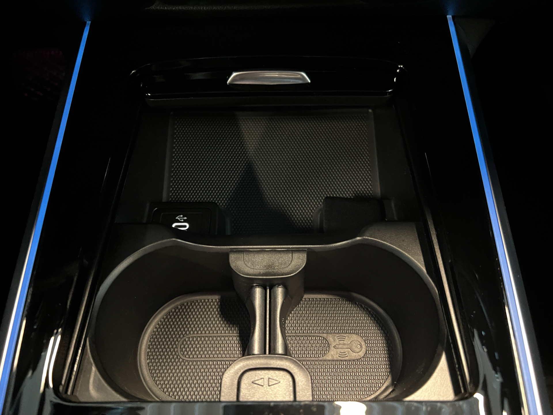 Billede af Mercedes-Benz EQB 250+ EL Advantage 190HK 5d Aut.