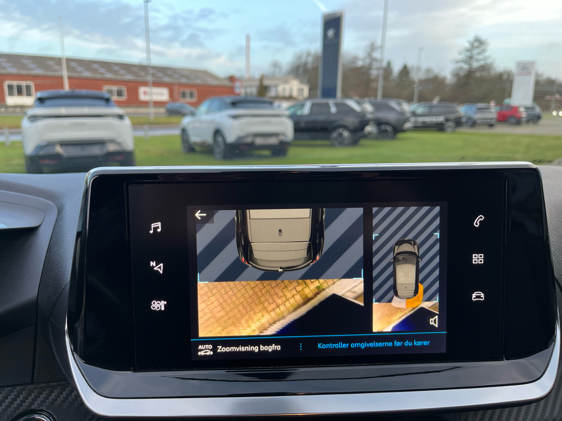 Billede af Peugeot 208 1,5 BlueHDi Allure Sky 102HK 5d 6g