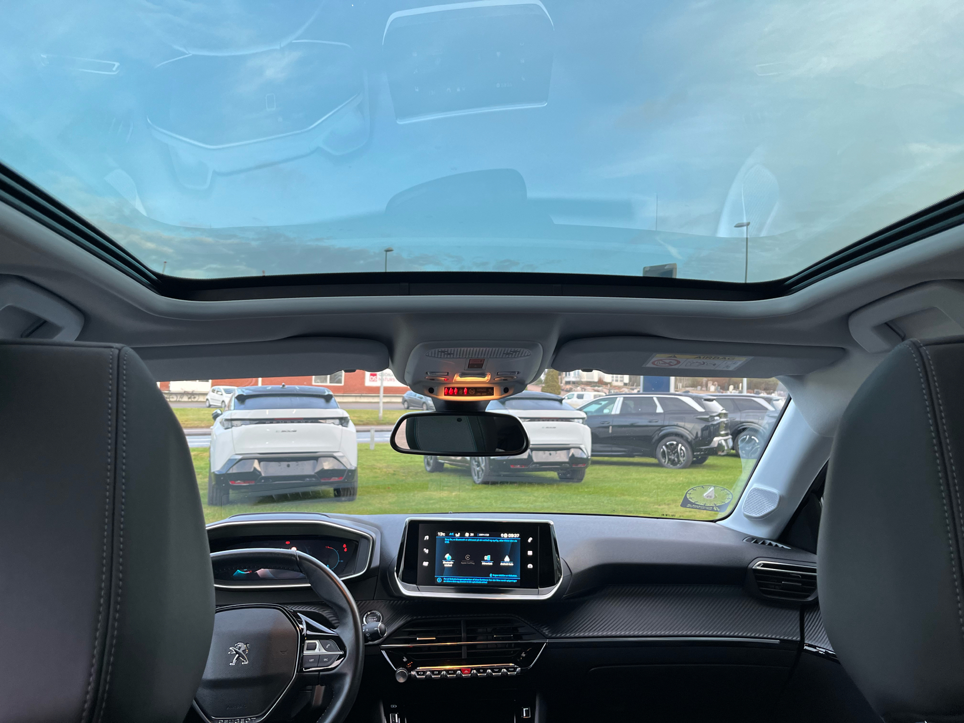 Billede af Peugeot 208 1,5 BlueHDi Allure Sky 102HK 5d 6g