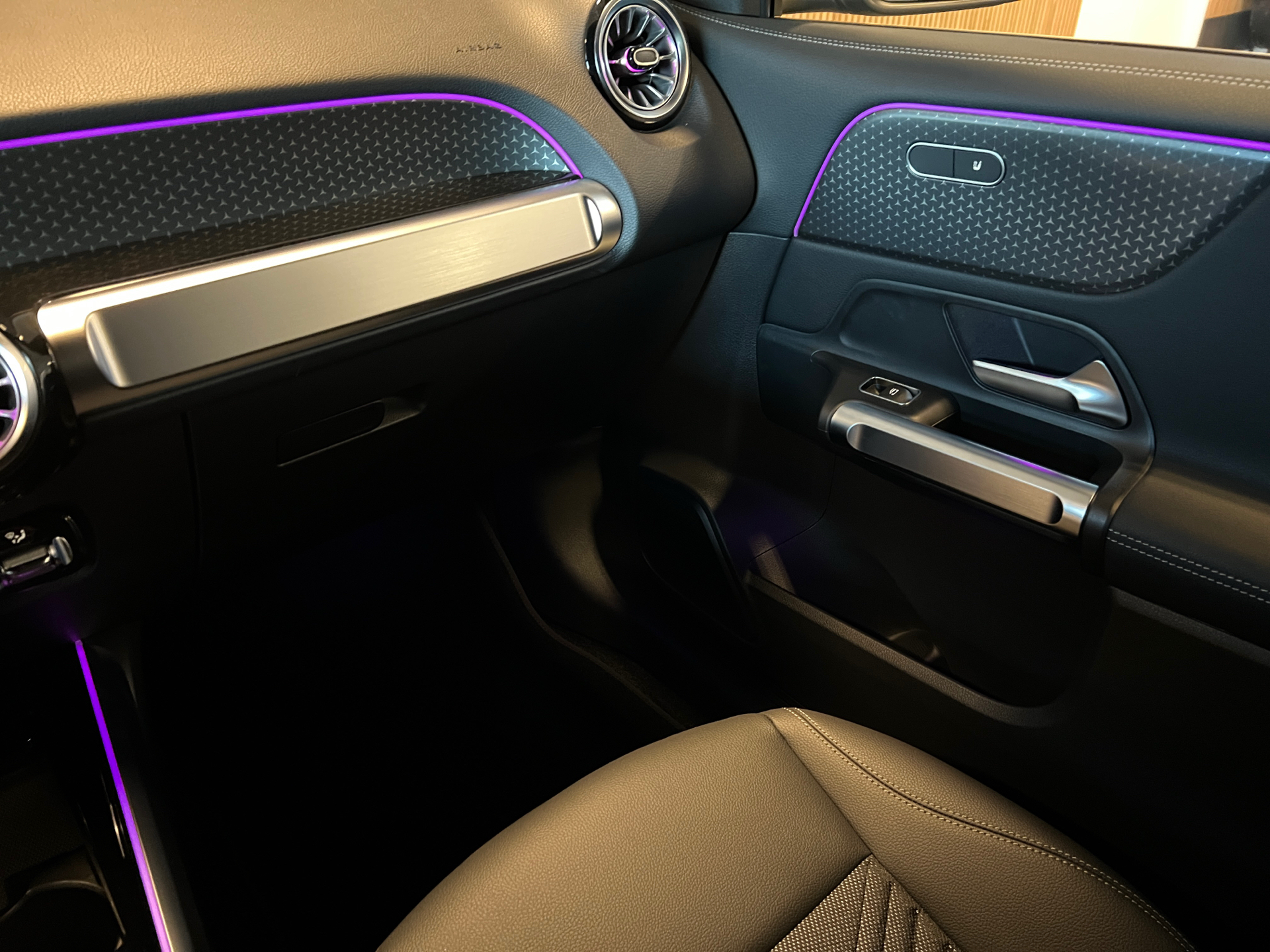 Billede af Mercedes-Benz EQB 250+ EL Advantage 190HK 5d Aut.