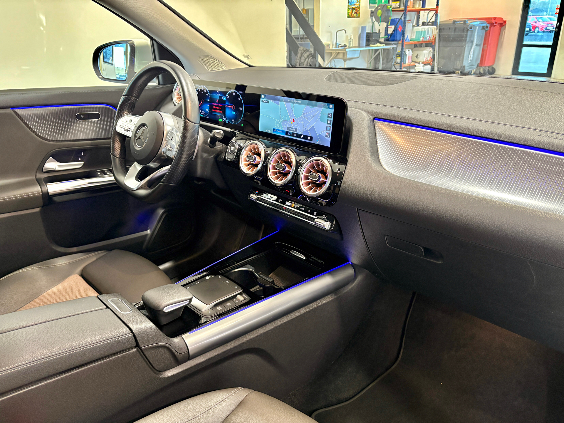 Billede af Mercedes-Benz EQA 250+ EL 190HK 5d Aut.