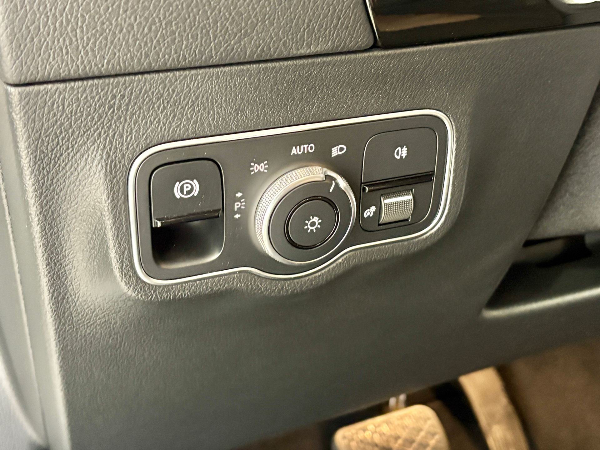 Billede af Mercedes-Benz EQA 250+ EL 190HK 5d Aut.