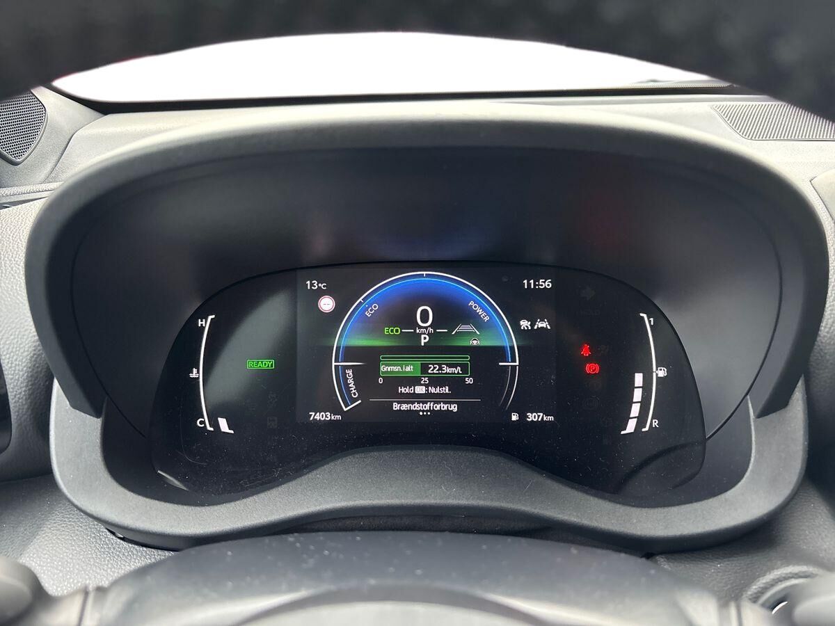 Billede af Toyota Yaris Cross 1,5 Hybrid Style Comfort 116HK 5d Trinl. Gear