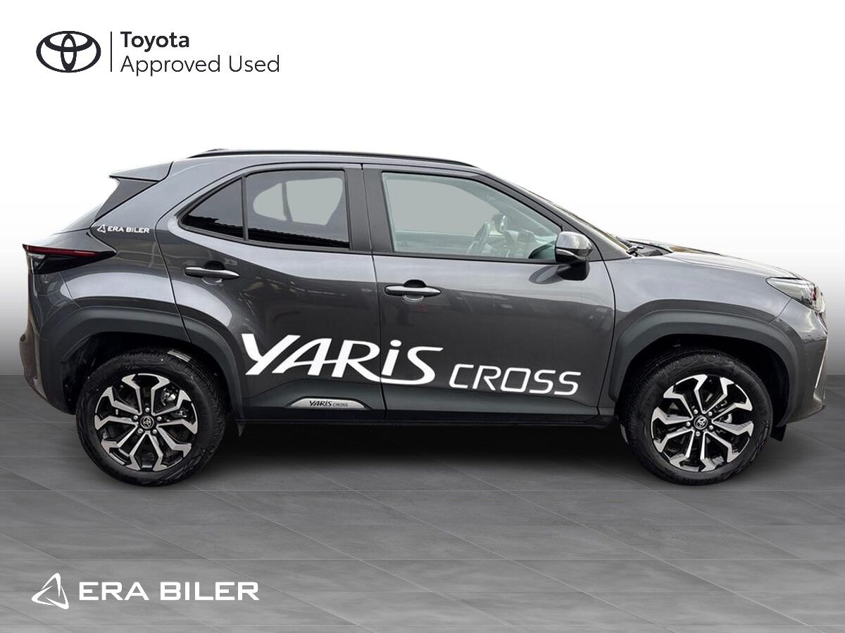 Billede af Toyota Yaris Cross 1,5 Hybrid Style Comfort 116HK 5d Trinl. Gear