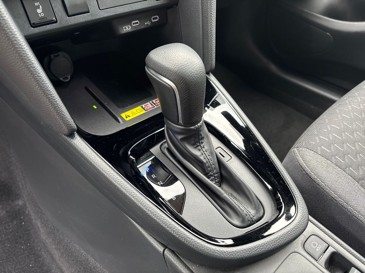 Billede af Toyota Yaris Cross 1,5 Hybrid Style Comfort 116HK 5d Trinl. Gear