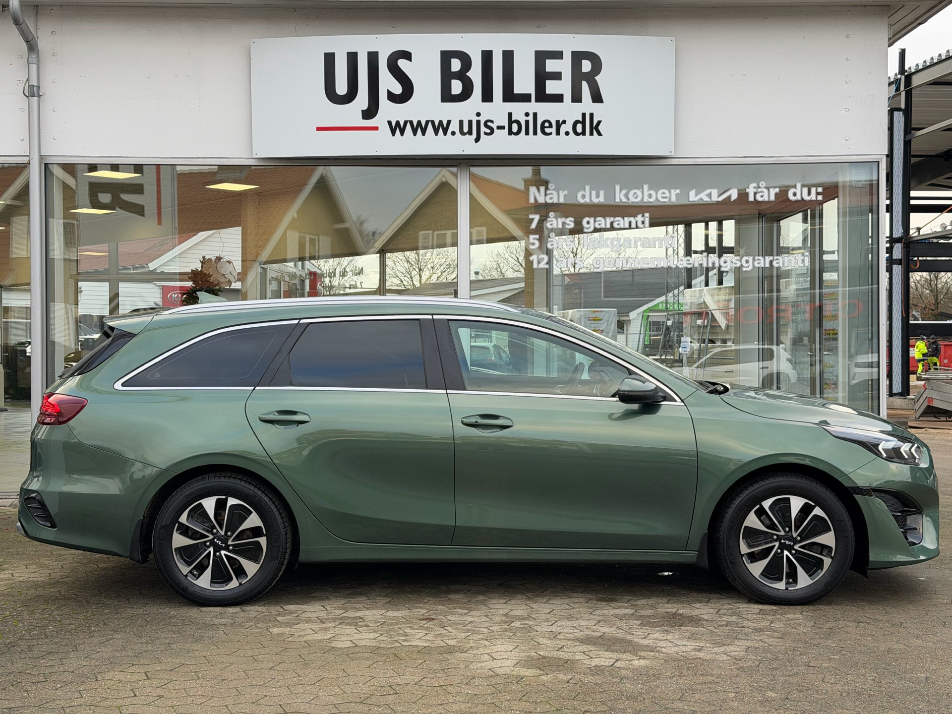 Billede af Kia Ceed SW 1,6 GDI PHEV  Plugin-hybrid Prestige DCT 141HK Stc 6g Aut.