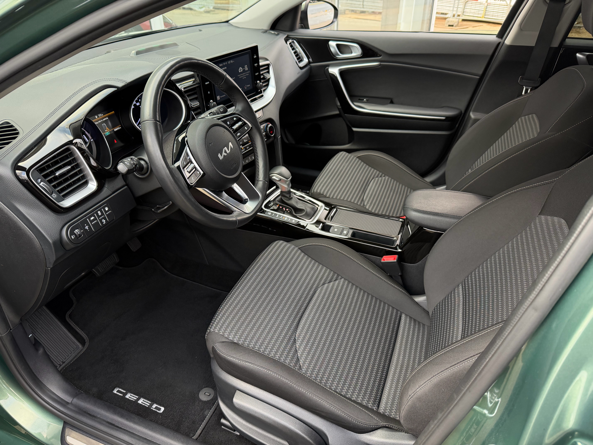 Billede af Kia Ceed SW 1,6 GDI PHEV  Plugin-hybrid Prestige DCT 141HK Stc 6g Aut.