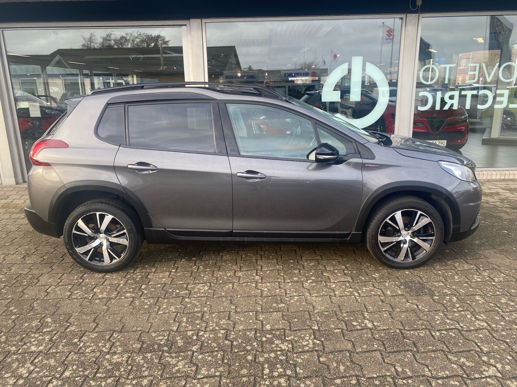 Billede af Peugeot 2008 1,5 BlueHDi GT Line Sky EAT6 120HK 5d 6g Aut.