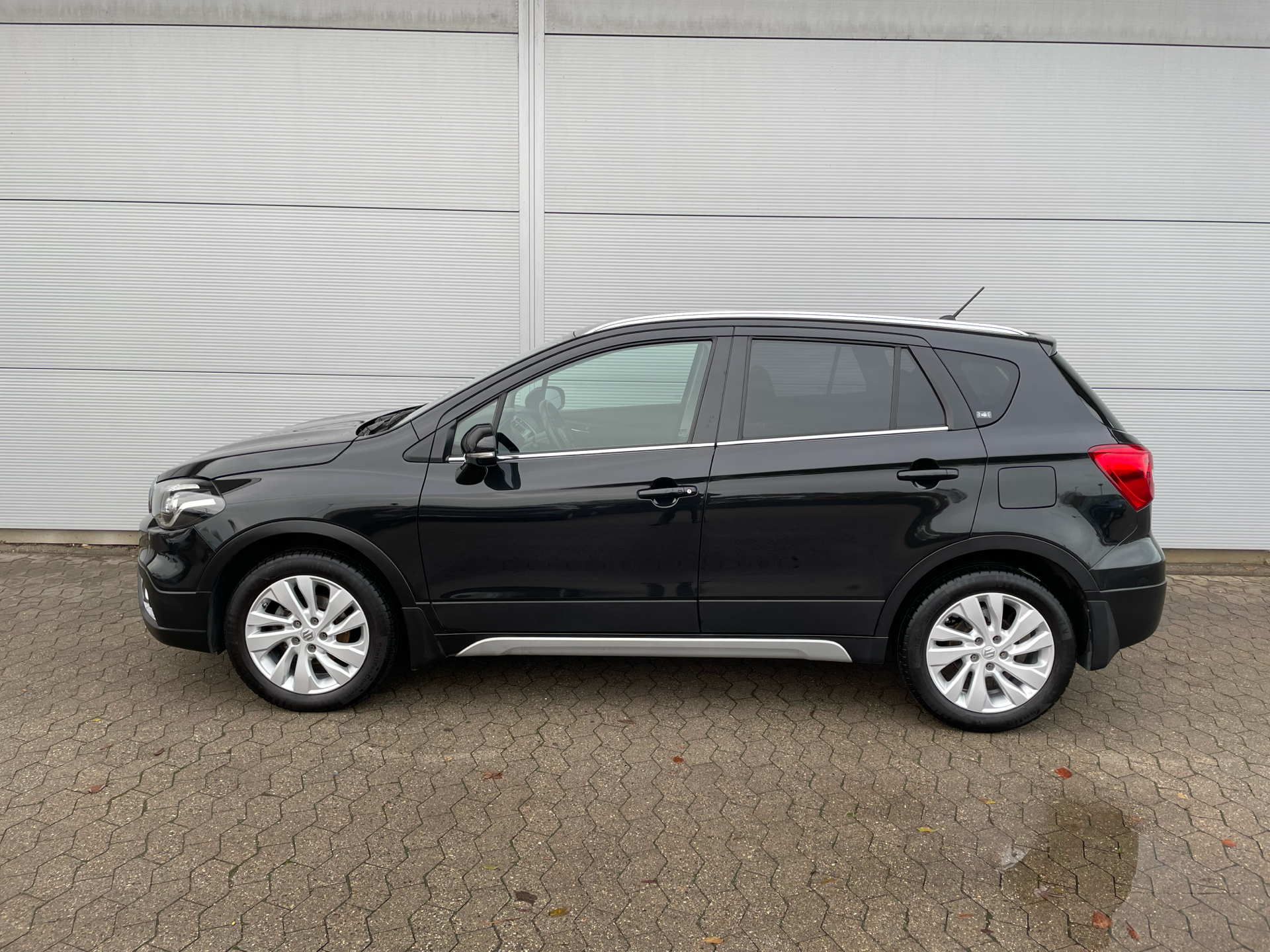Billede af Suzuki S-Cross 1,0 Boosterjet Active 112HK 5d