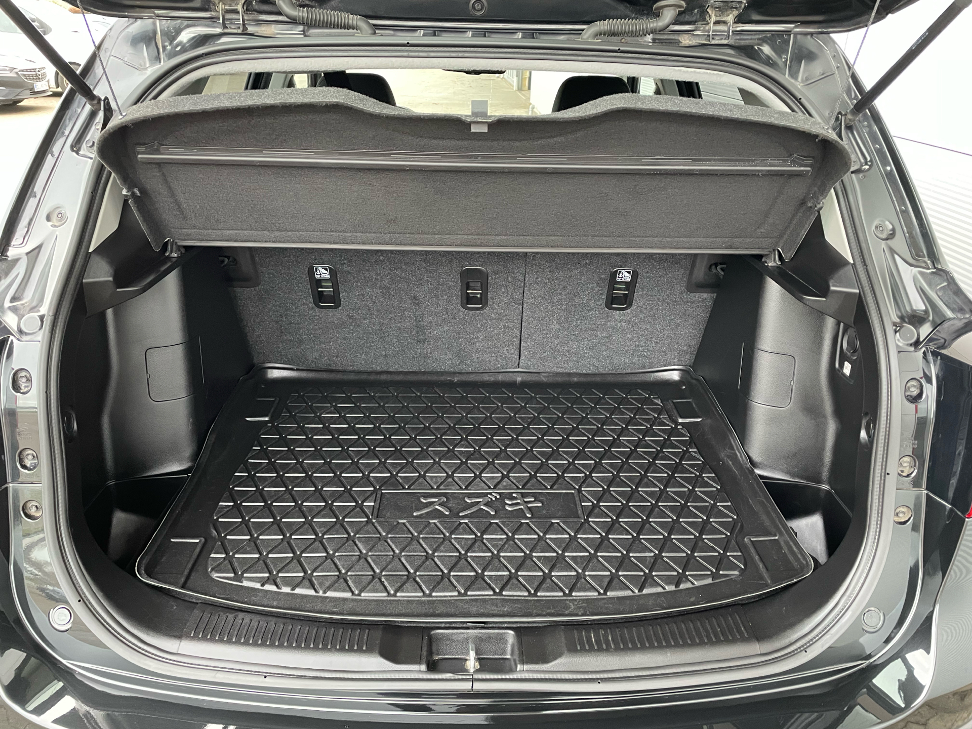 Billede af Suzuki S-Cross 1,0 Boosterjet Active 112HK 5d