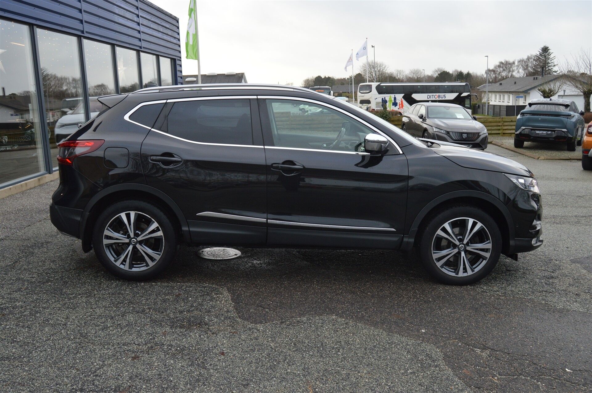 Billede af Nissan Qashqai 1,2 Dig-T N-Connecta 115HK 5d 6g