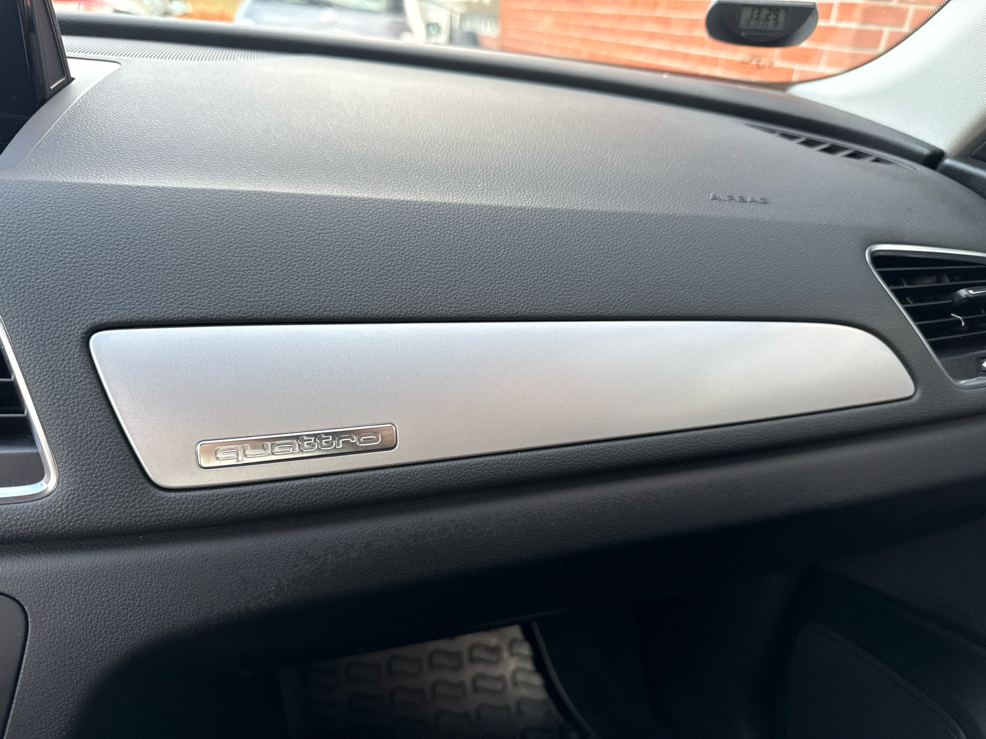 Billede af Audi Q3 2,0 TFSI Quattro S Tron 180HK 5d 7g Aut.