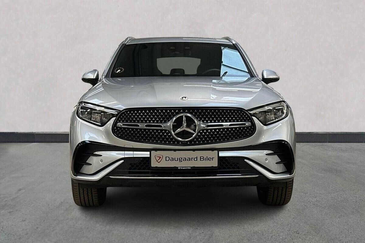 Billede af Mercedes-Benz GLC300 e 2,0 Plugin-hybrid AMG Advance Plus 4Matic 9G-Tronic 313HK 5d 9g Aut.