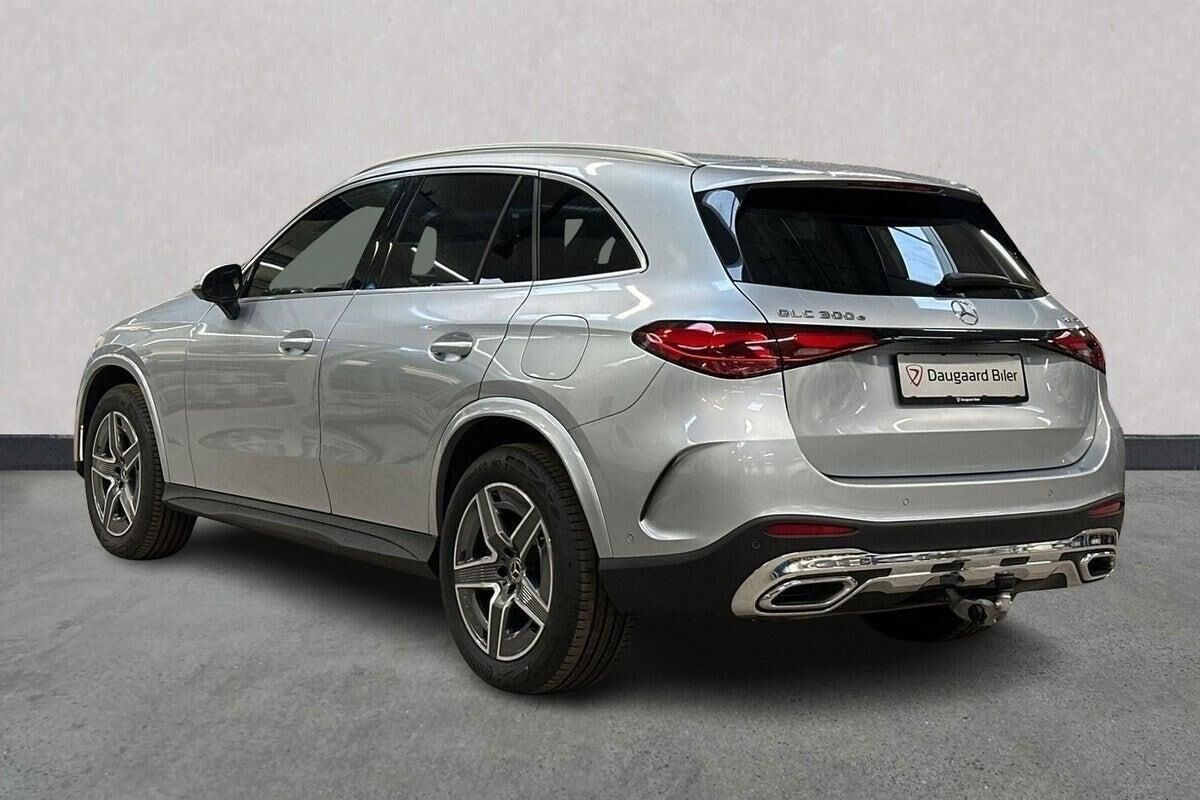 Billede af Mercedes-Benz GLC300 e 2,0 Plugin-hybrid AMG Advance Plus 4Matic 9G-Tronic 313HK 5d 9g Aut.