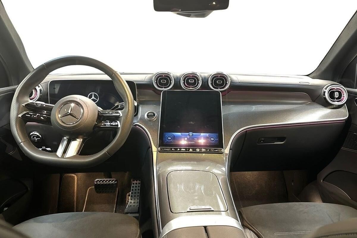 Billede af Mercedes-Benz GLC300 e 2,0 Plugin-hybrid AMG Advance Plus 4Matic 9G-Tronic 313HK 5d 9g Aut.