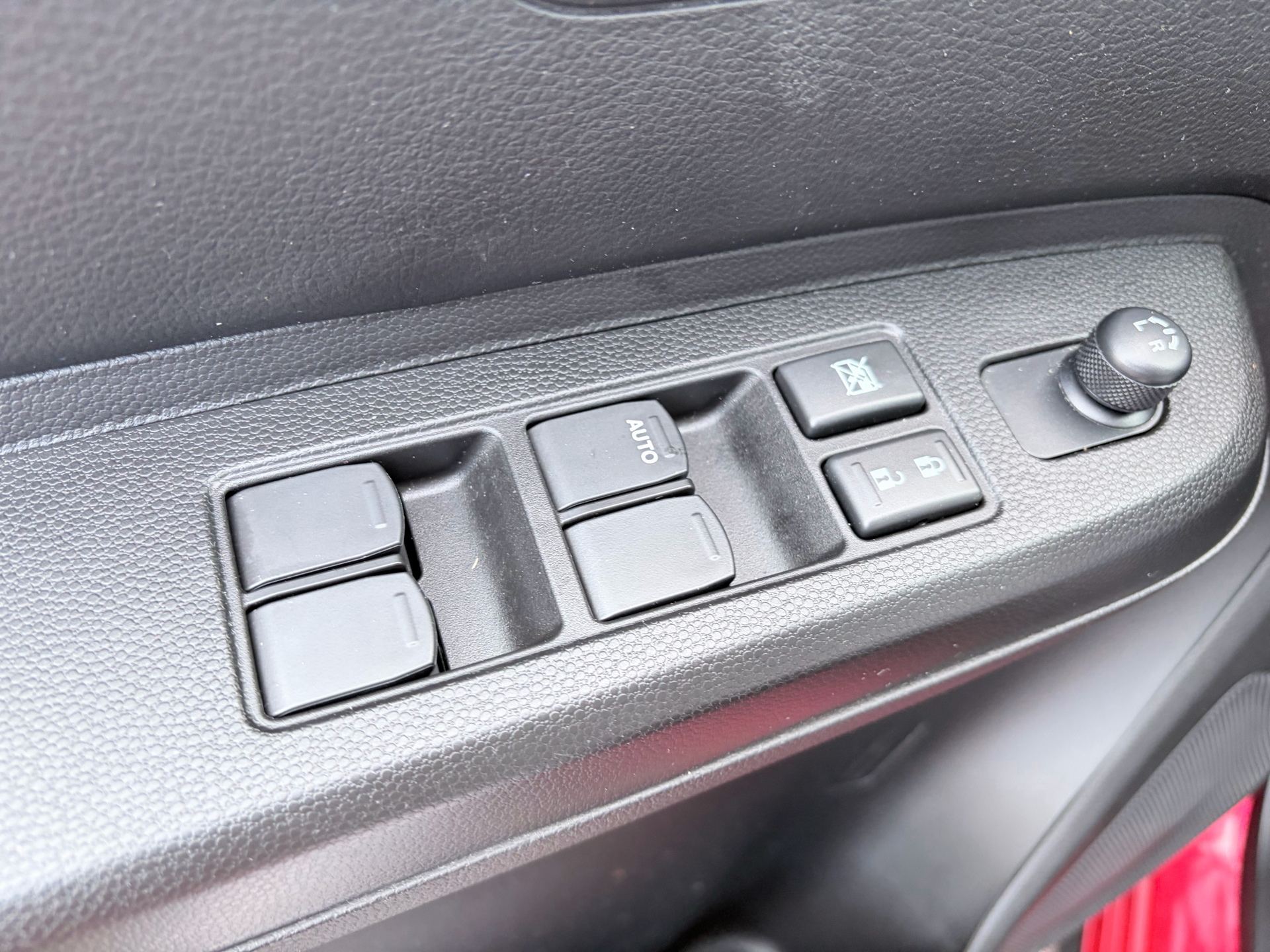 Billede af Suzuki Ignis 1,2 Dualjet  Mild hybrid Adventure Hybrid CVT 83HK 5d Aut.