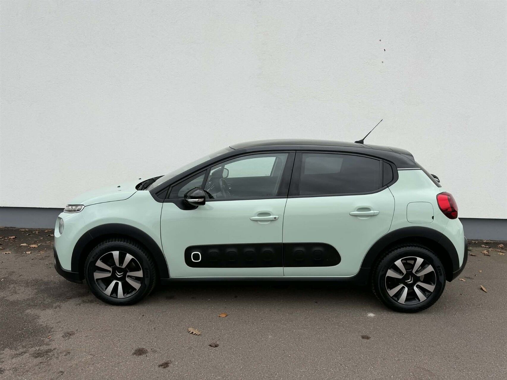 Billede af Citroën C3 1,2 PureTech Triumph 82HK 5d