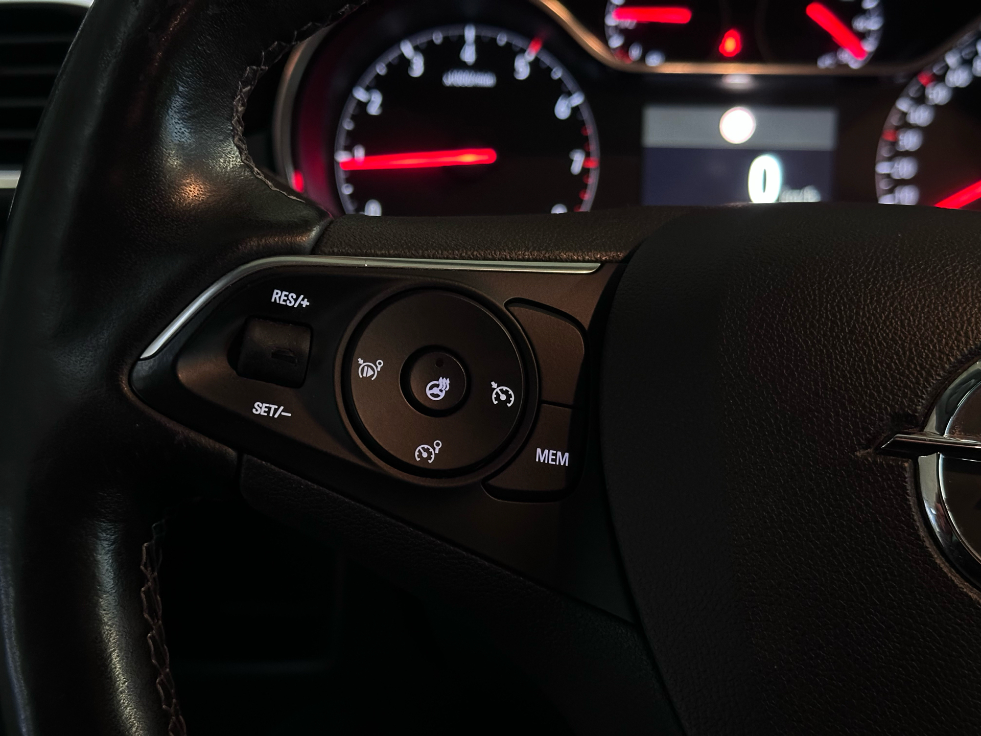 Billede af Opel Crossland 1,2 T Sport 110HK 5d 6g