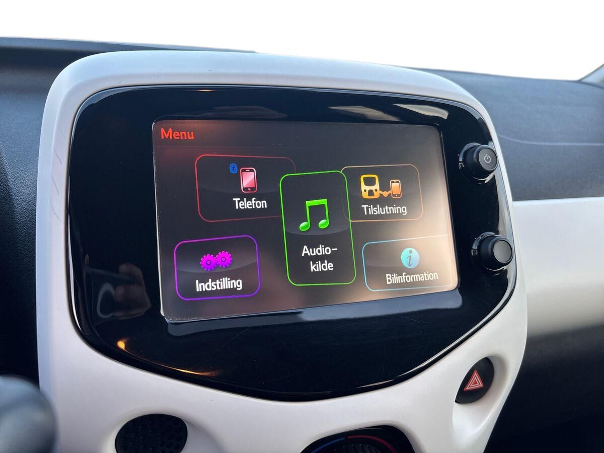 Billede af Peugeot 108 1,0 e-Vti White Edition 69HK 5d