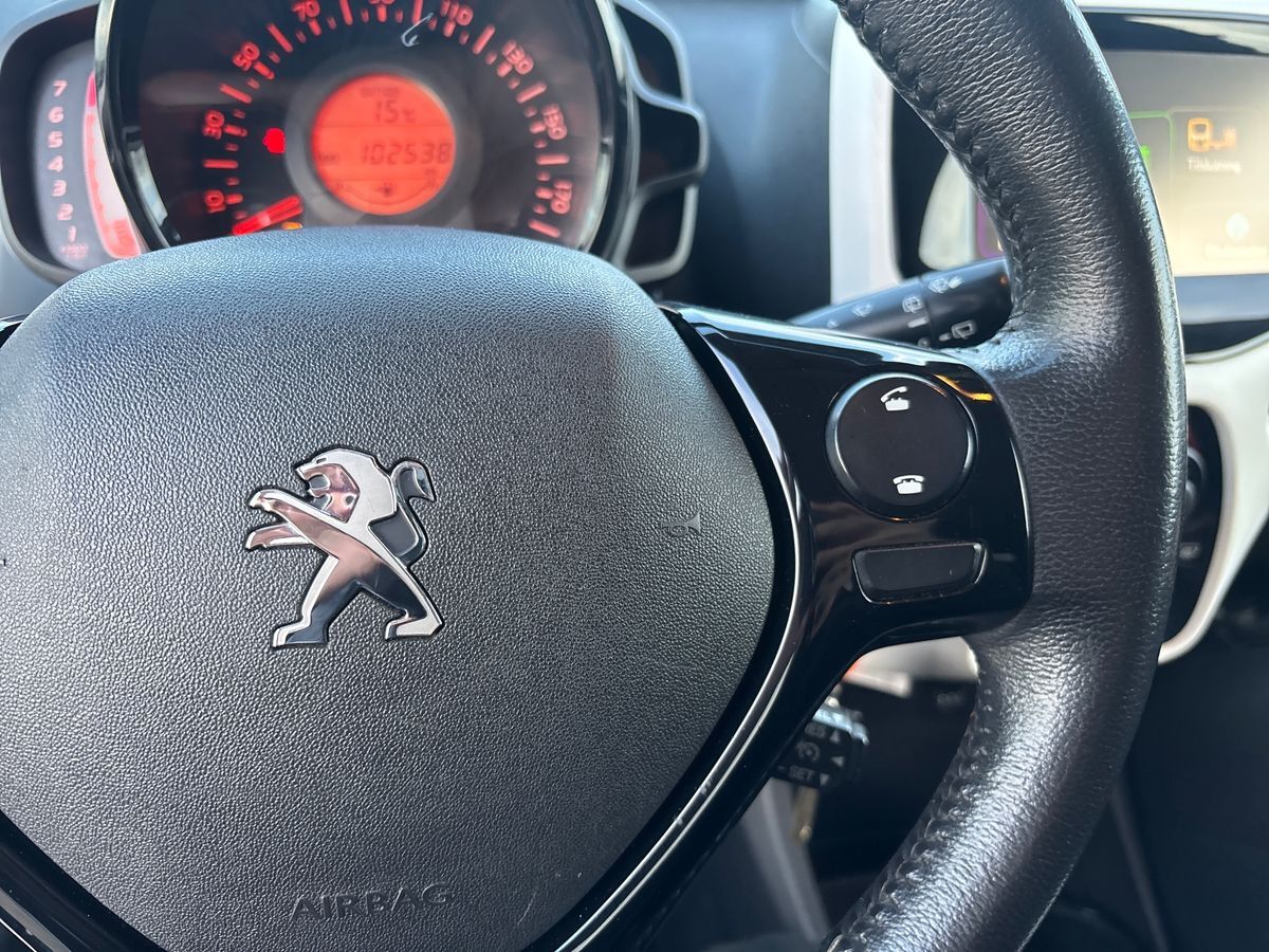 Billede af Peugeot 108 1,0 e-Vti White Edition 69HK 5d