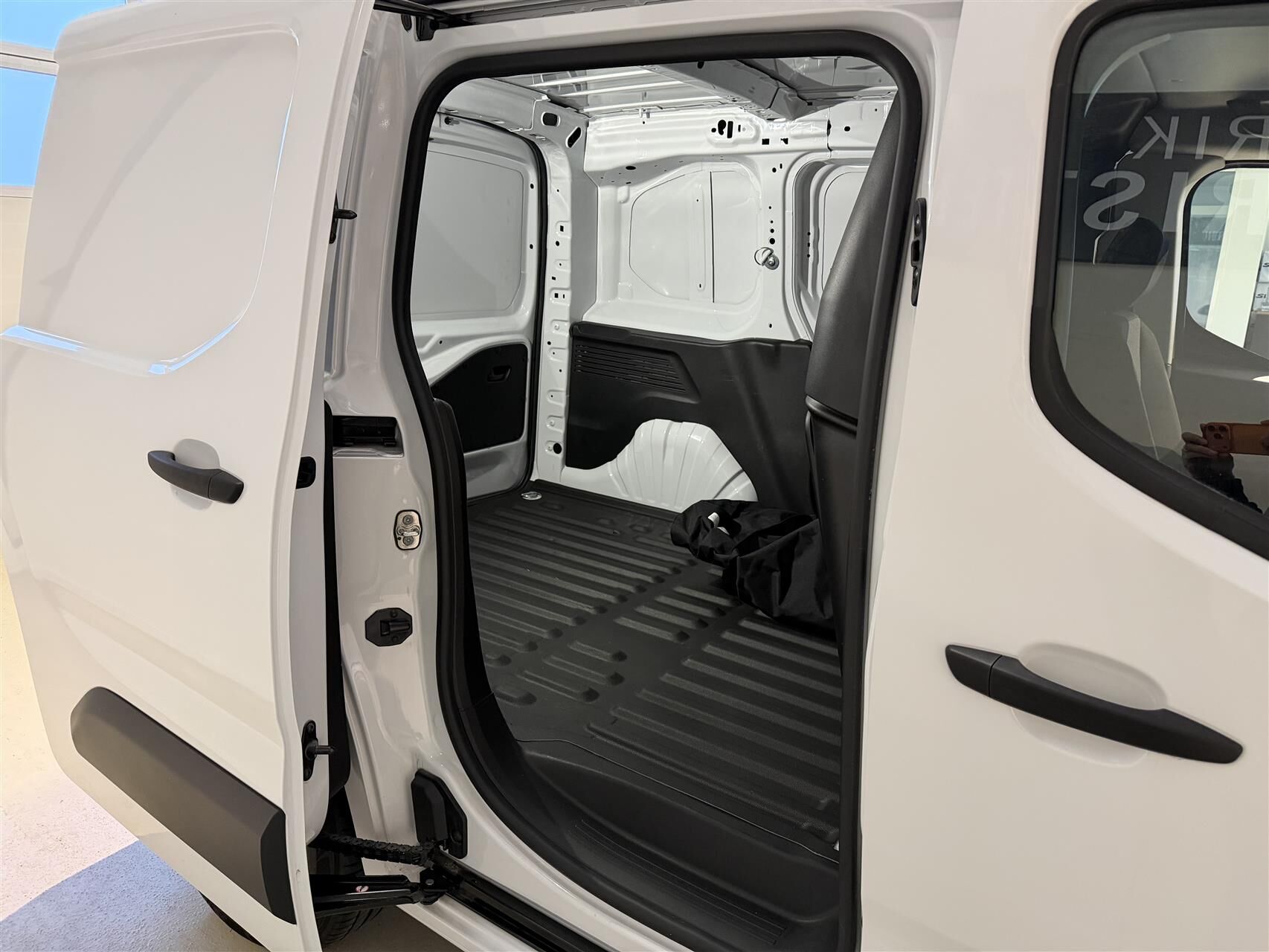 Billede af Citroën e-Berlingo L1 EL Flexline 136HK Aut.