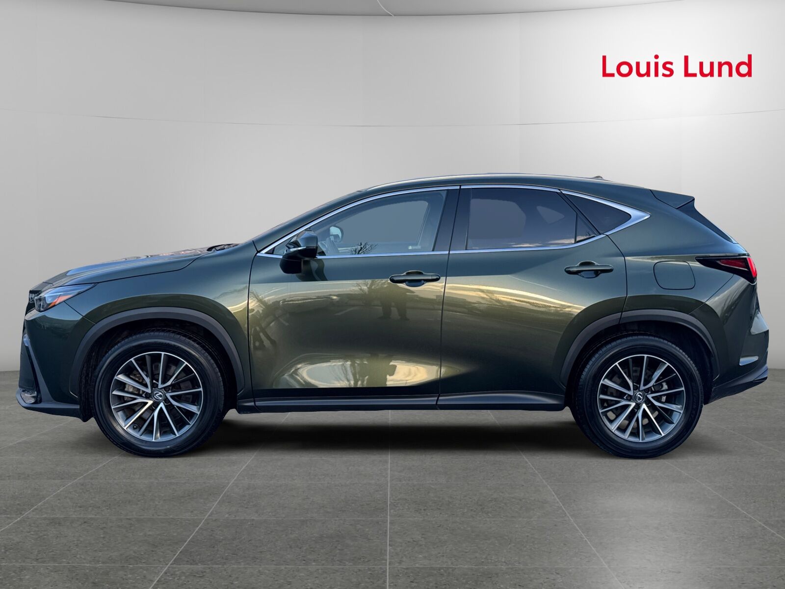 Billede af Lexus NX 450h+ 2,5 Plugin-hybrid Business Plus 4WD 309HK 5d Trinl. Gear
