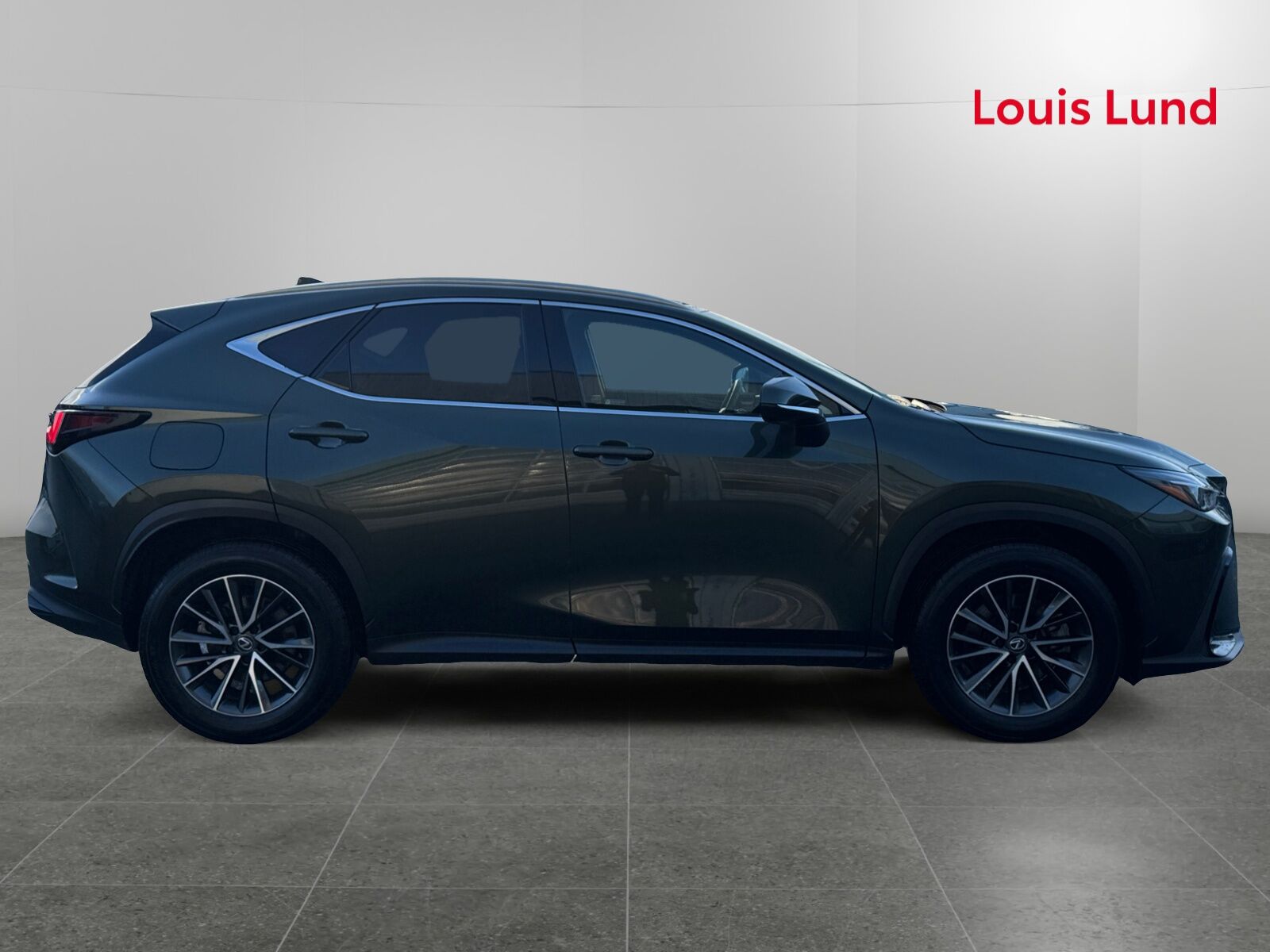 Billede af Lexus NX 450h+ 2,5 Plugin-hybrid Business Plus 4WD 309HK 5d Trinl. Gear
