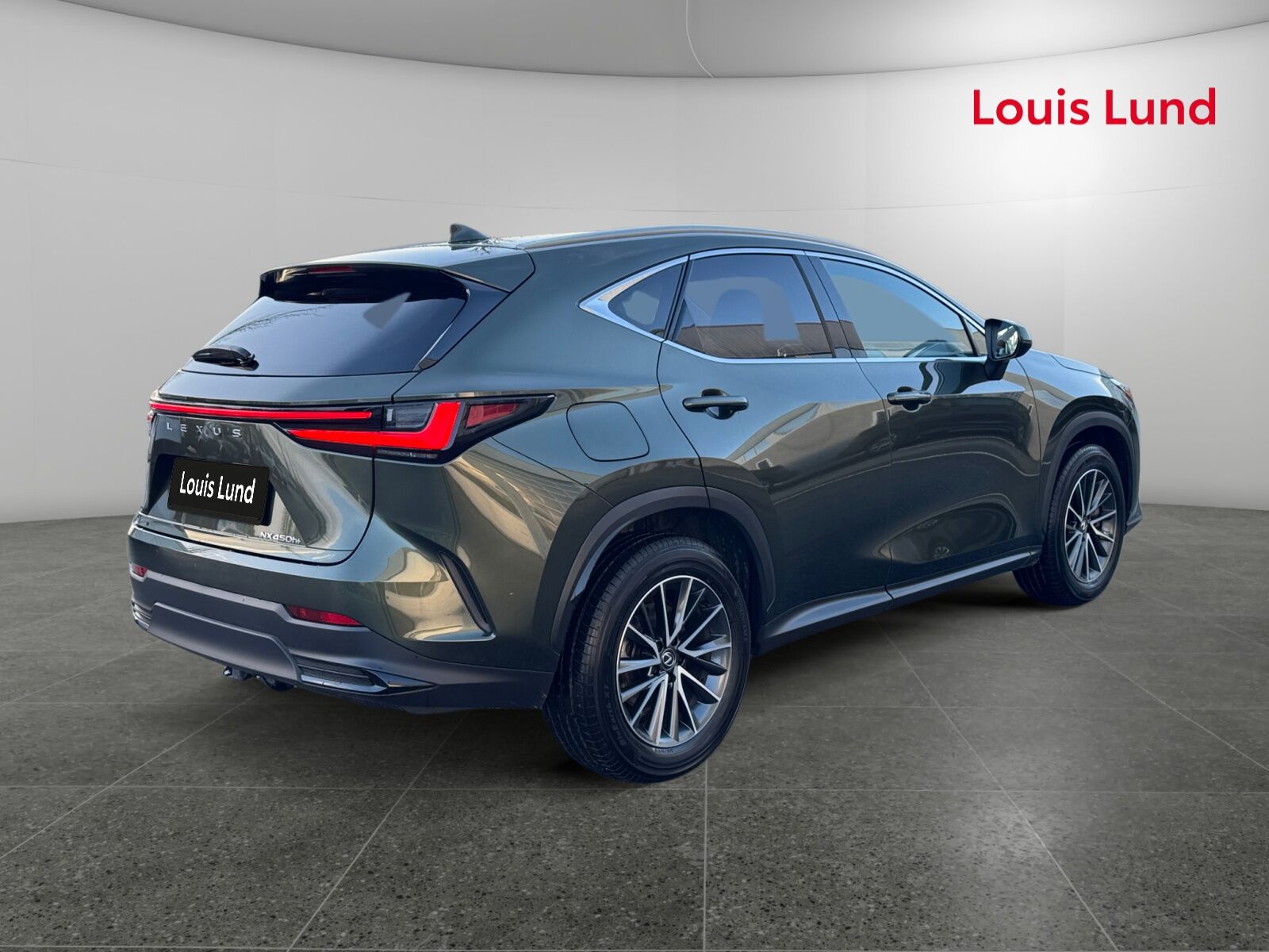 Billede af Lexus NX 450h+ 2,5 Plugin-hybrid Business Plus 4WD 309HK 5d Trinl. Gear