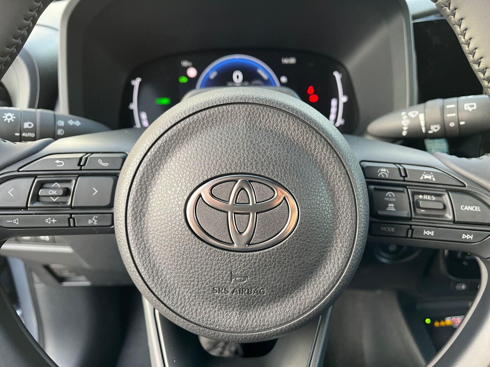 Billede af Toyota Aygo X 1,5 Hybrid Play Comfort CVT 116HK 5d Aut.