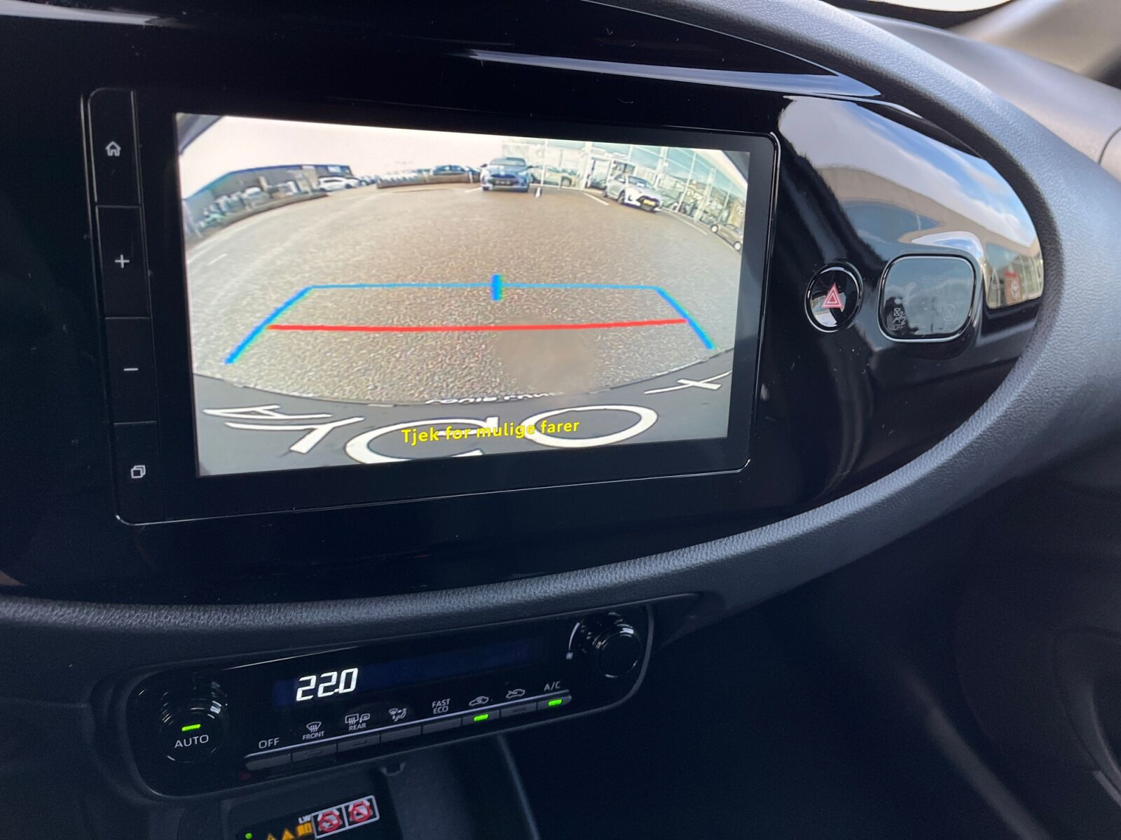 Billede af Toyota Aygo X 1,5 Hybrid Play Comfort CVT 116HK 5d Aut.