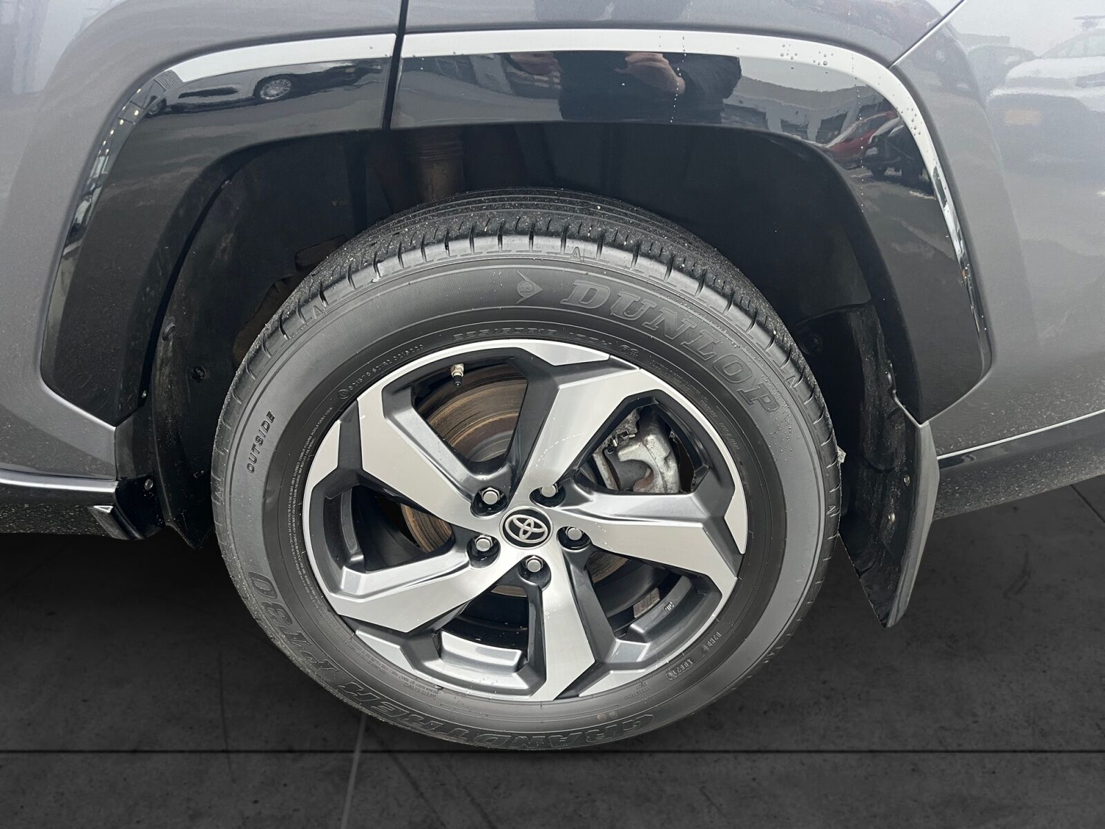 Billede af Toyota RAV4 Plug-in 2,5 Plugin-hybrid H3 Premium AWD 306HK 5d 6g Aut.