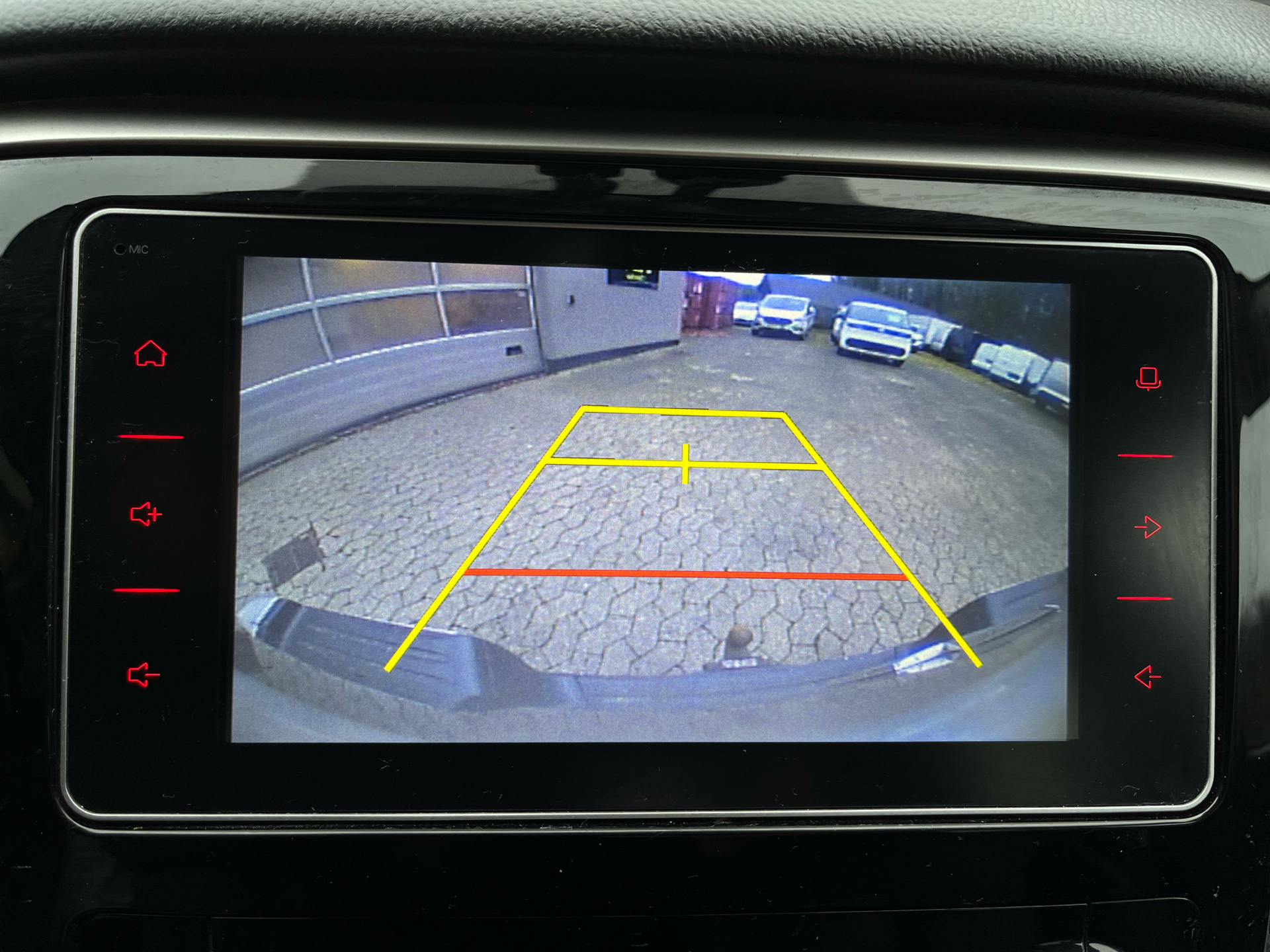 Billede af Mitsubishi L200 Dob. Cab 2,2 DI-D Instyle 4WD 150HK DobKab 6g Aut.