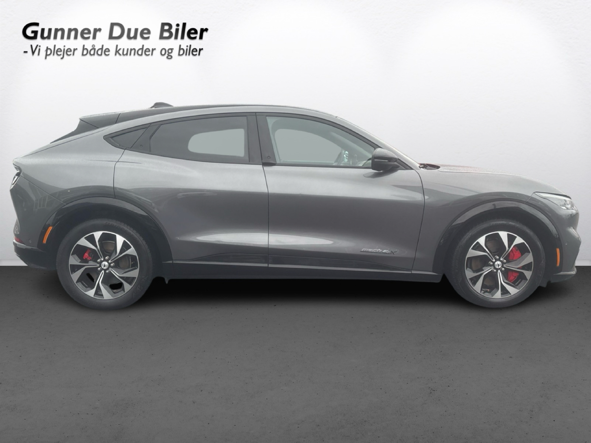 Billede af Ford Mustang Mach-E EL UR Premium AWD 351HK 5d Aut.