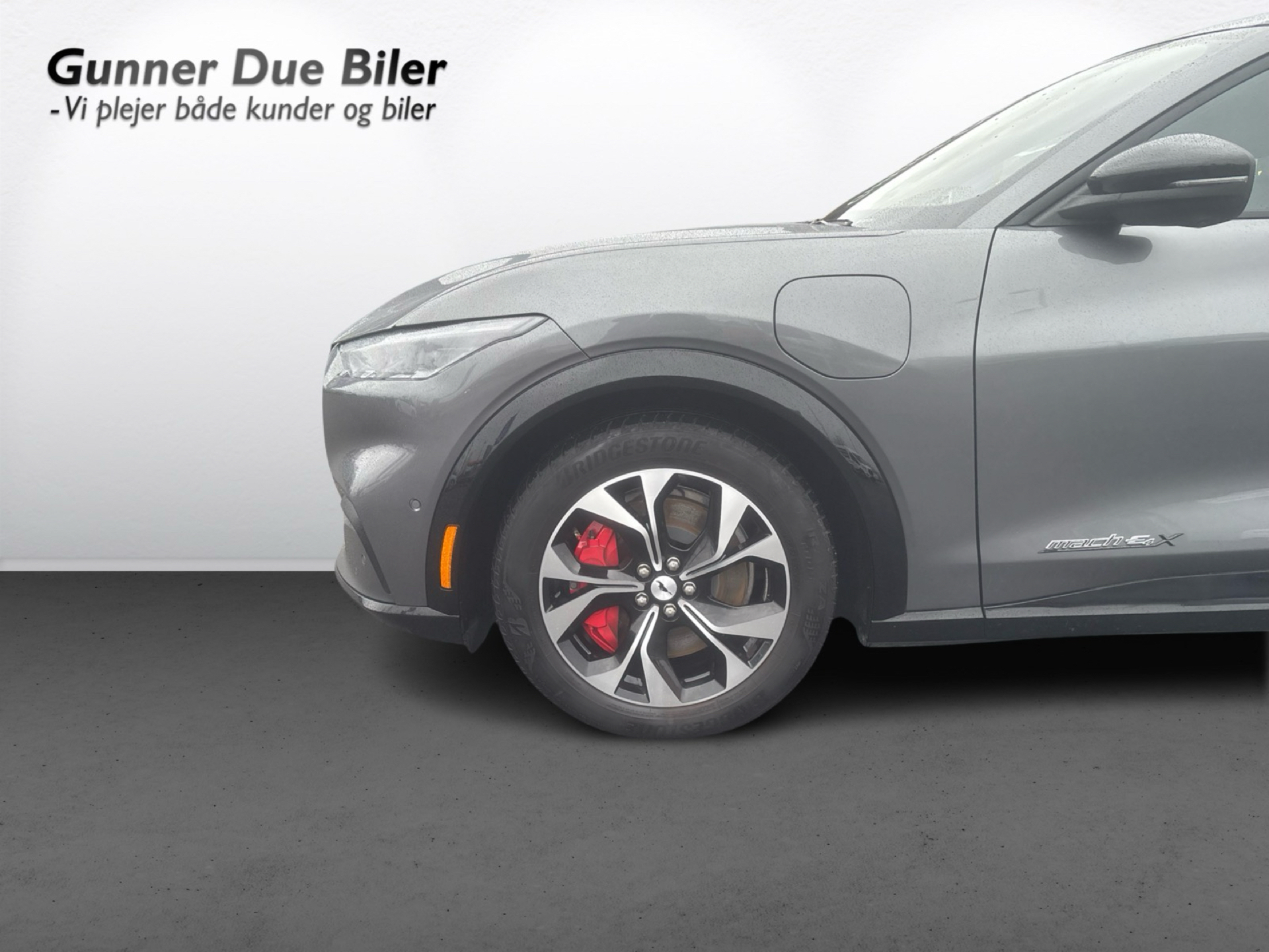 Billede af Ford Mustang Mach-E EL UR Premium AWD 351HK 5d Aut.