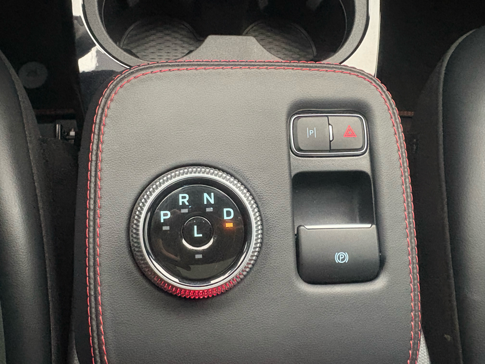 Billede af Ford Mustang Mach-E EL UR Premium AWD 351HK 5d Aut.