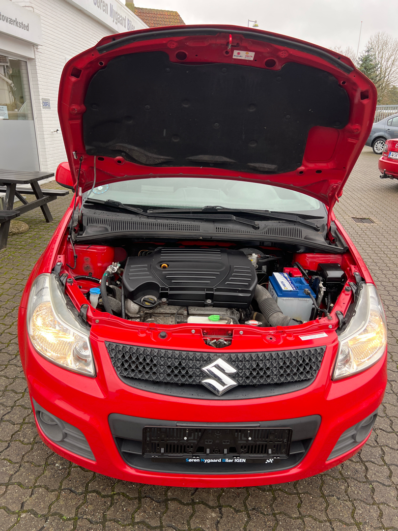 Billede af Suzuki SX4 1,6 16V GL A/C 120HK 5d