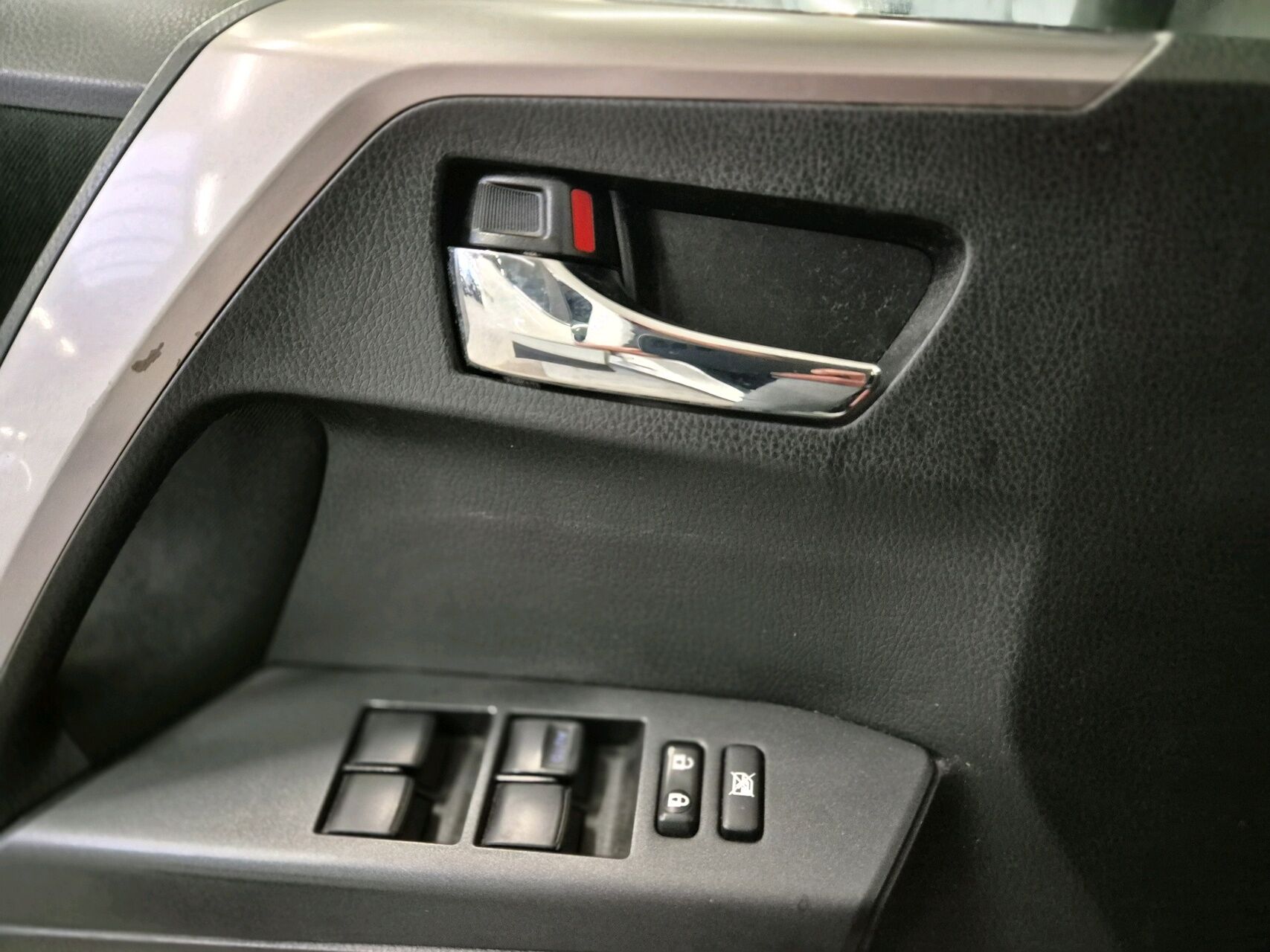 Billede af Toyota RAV4 2,0 D-4D T2+ 4x2 143HK 5d 6g