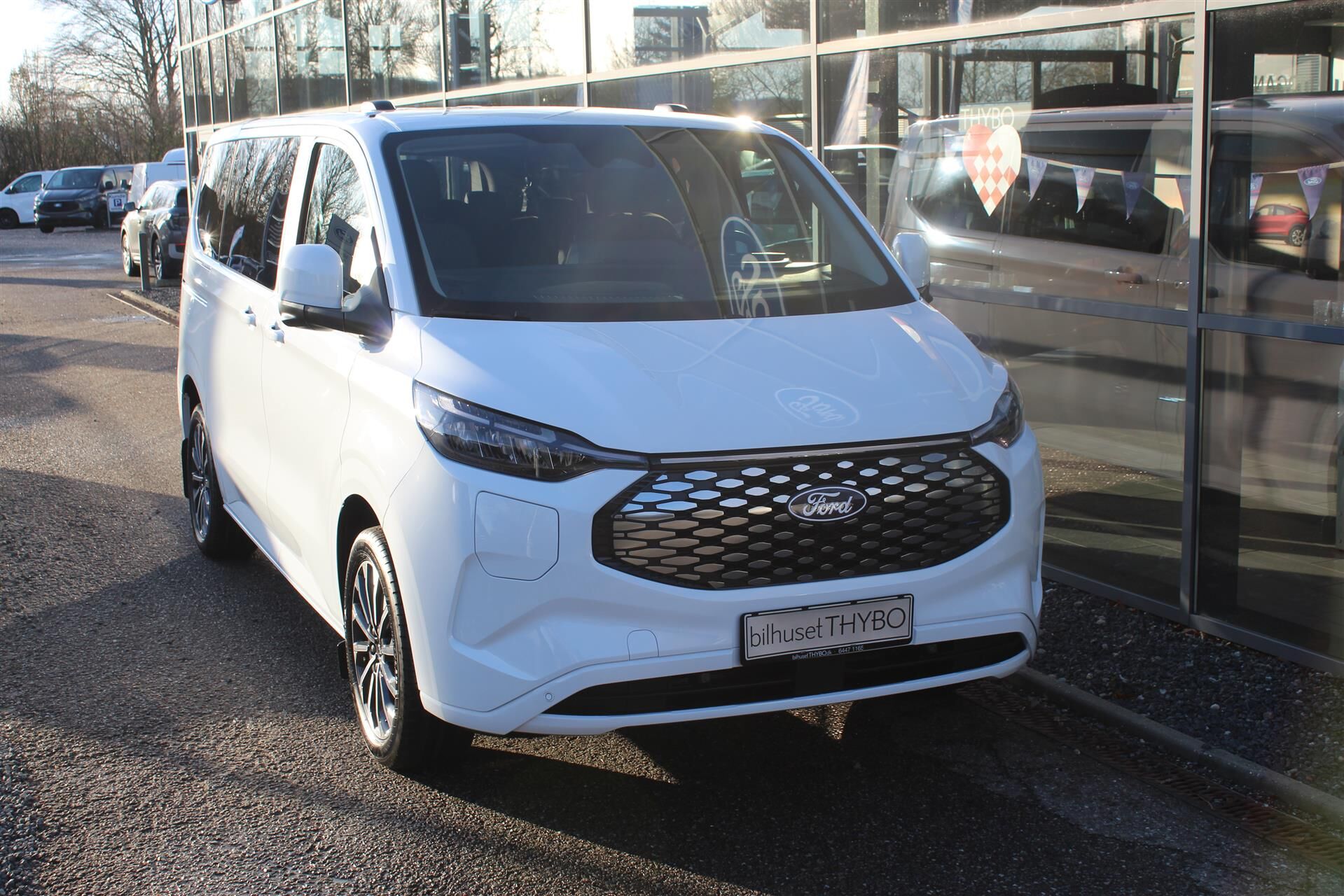 Billede af Ford E-Tourneo Custom 340 L1H1 EL Titanium X 218HK Aut.