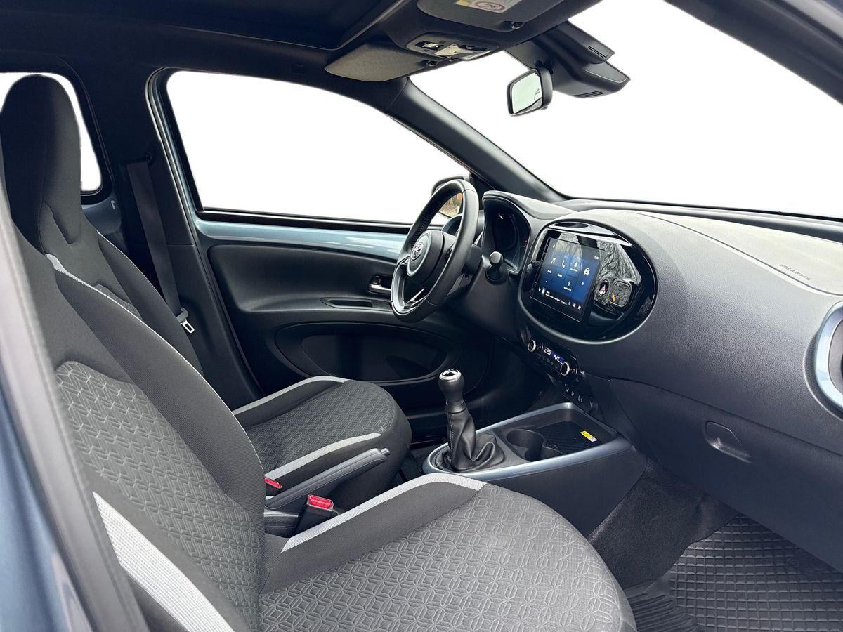 Billede af Toyota Aygo X 1,0 VVT-I Air Pulse 72HK 5d