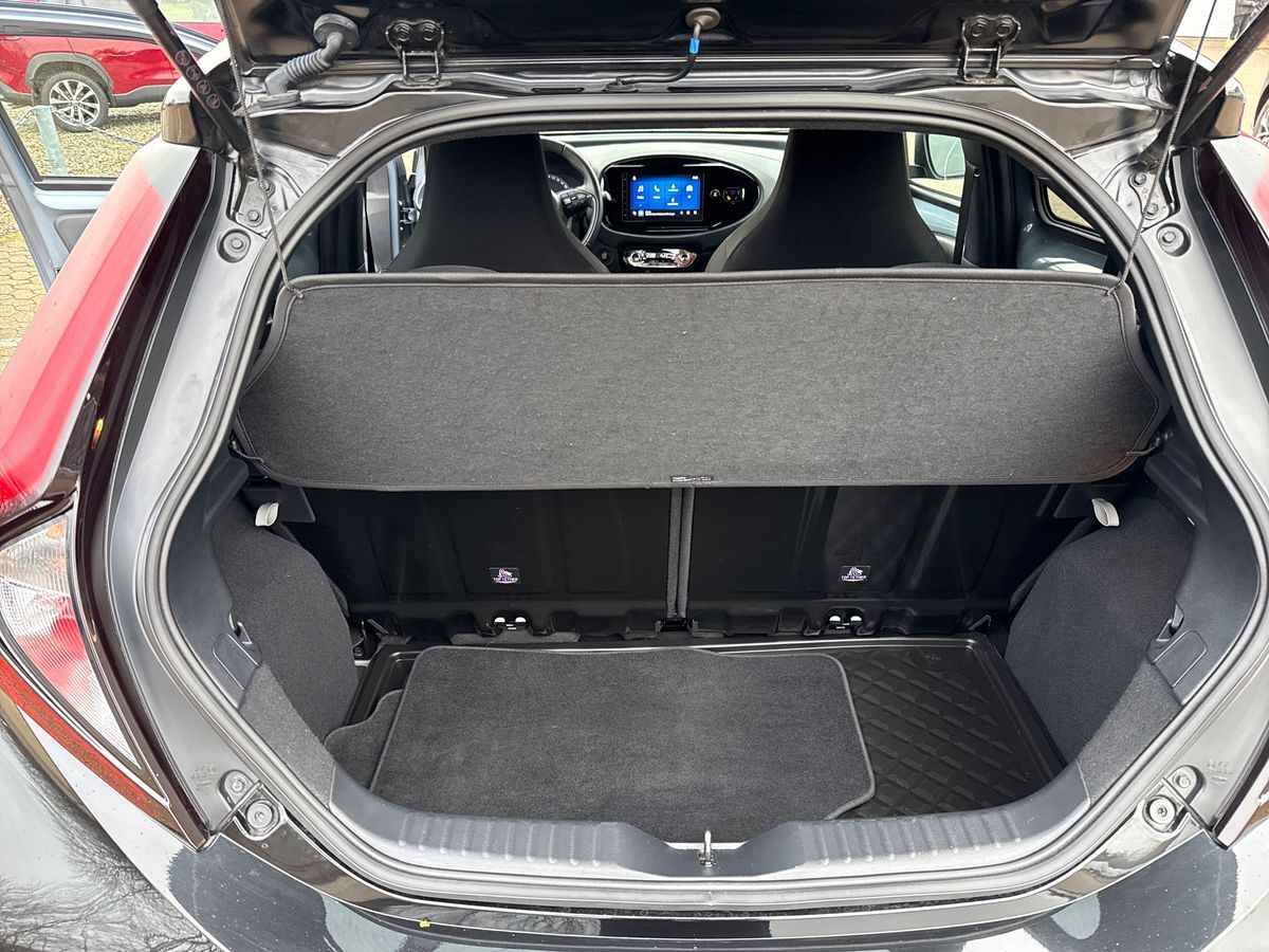 Billede af Toyota Aygo X 1,0 VVT-I Air Pulse 72HK 5d