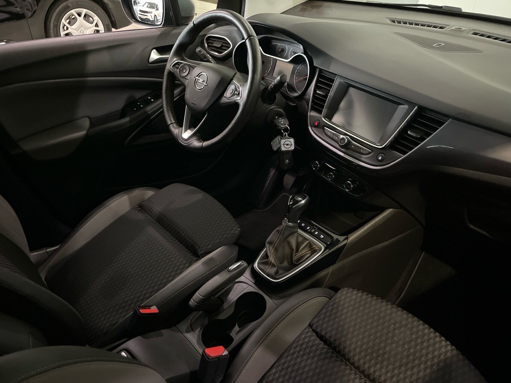 Billede af Opel Crossland X 1,2 Impress 83HK 5d