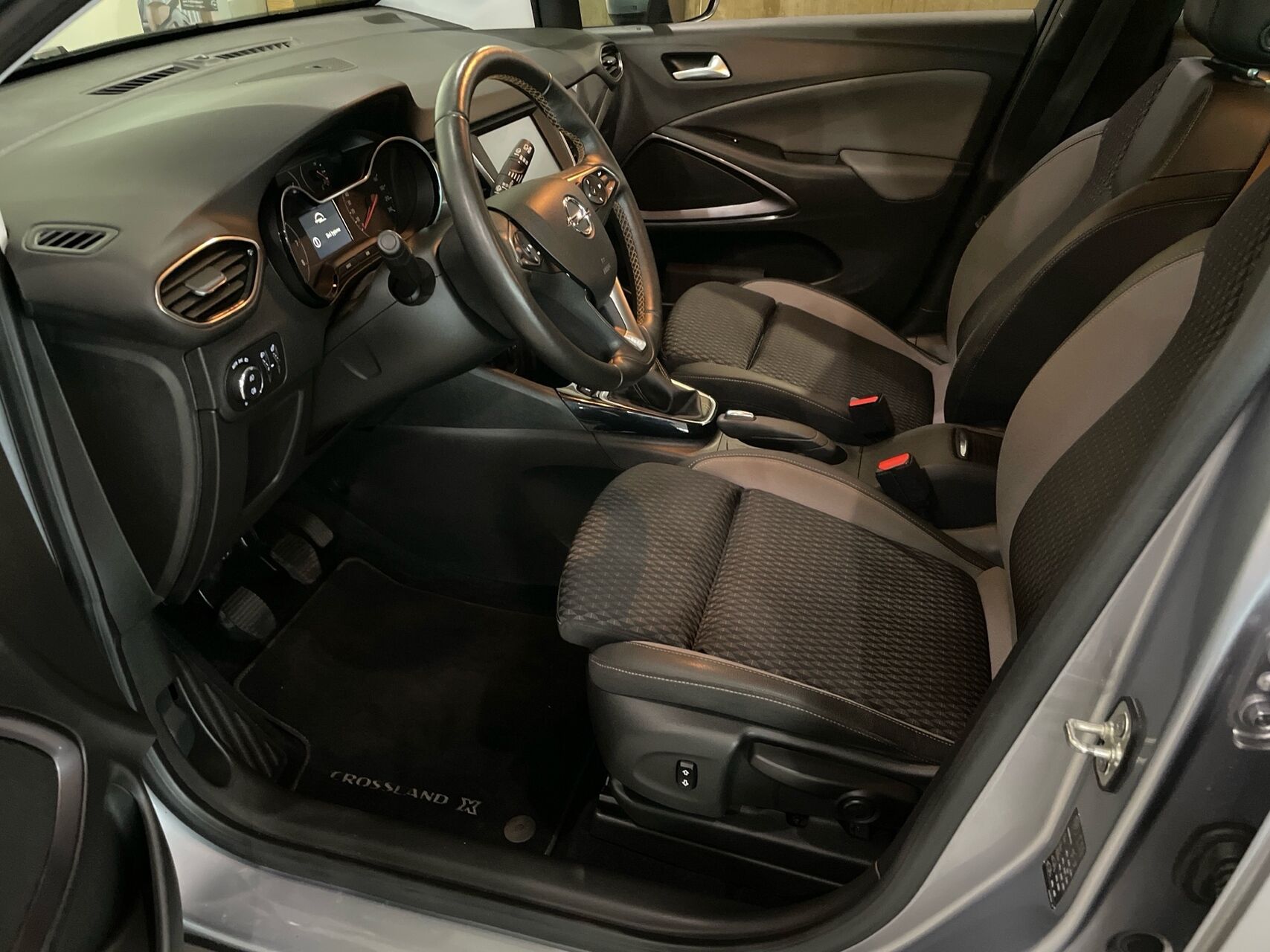 Billede af Opel Crossland X 1,2 Impress 83HK 5d