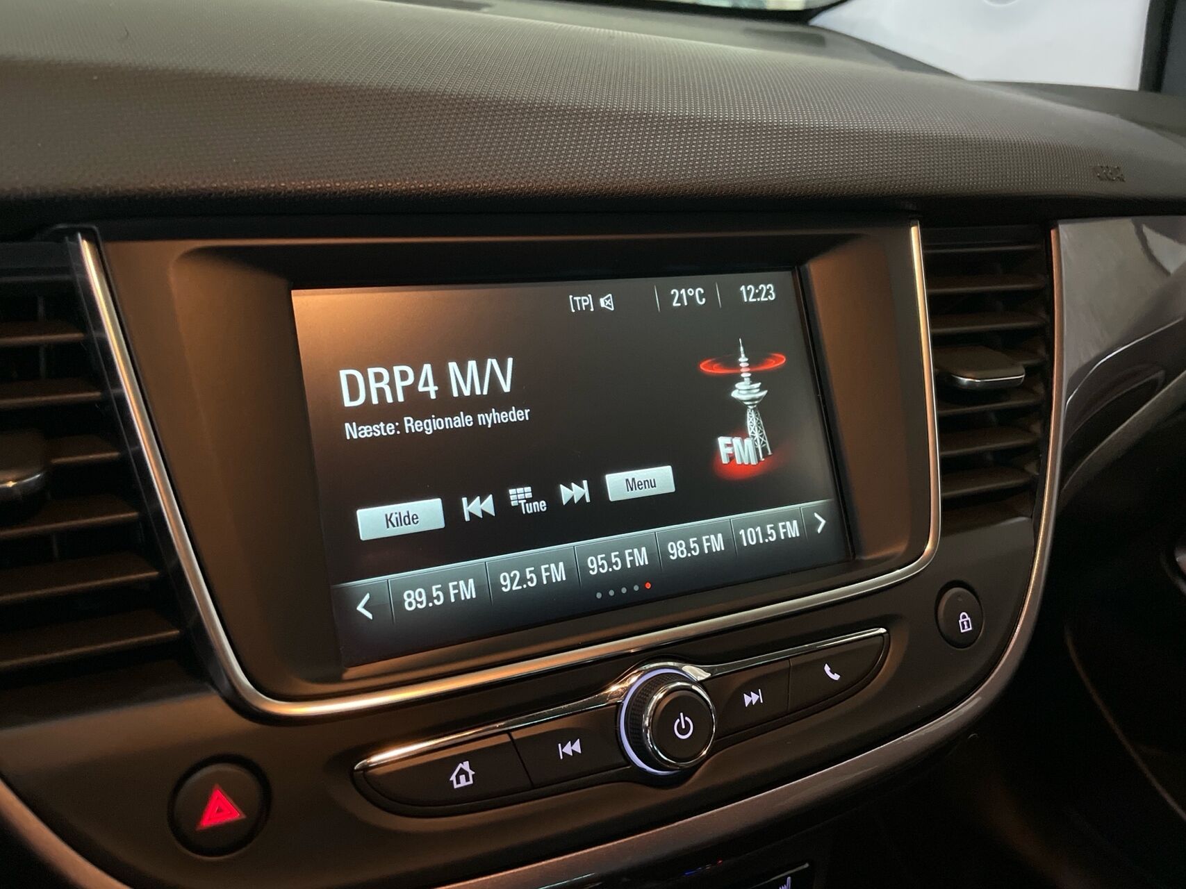 Billede af Opel Crossland X 1,2 Impress 83HK 5d