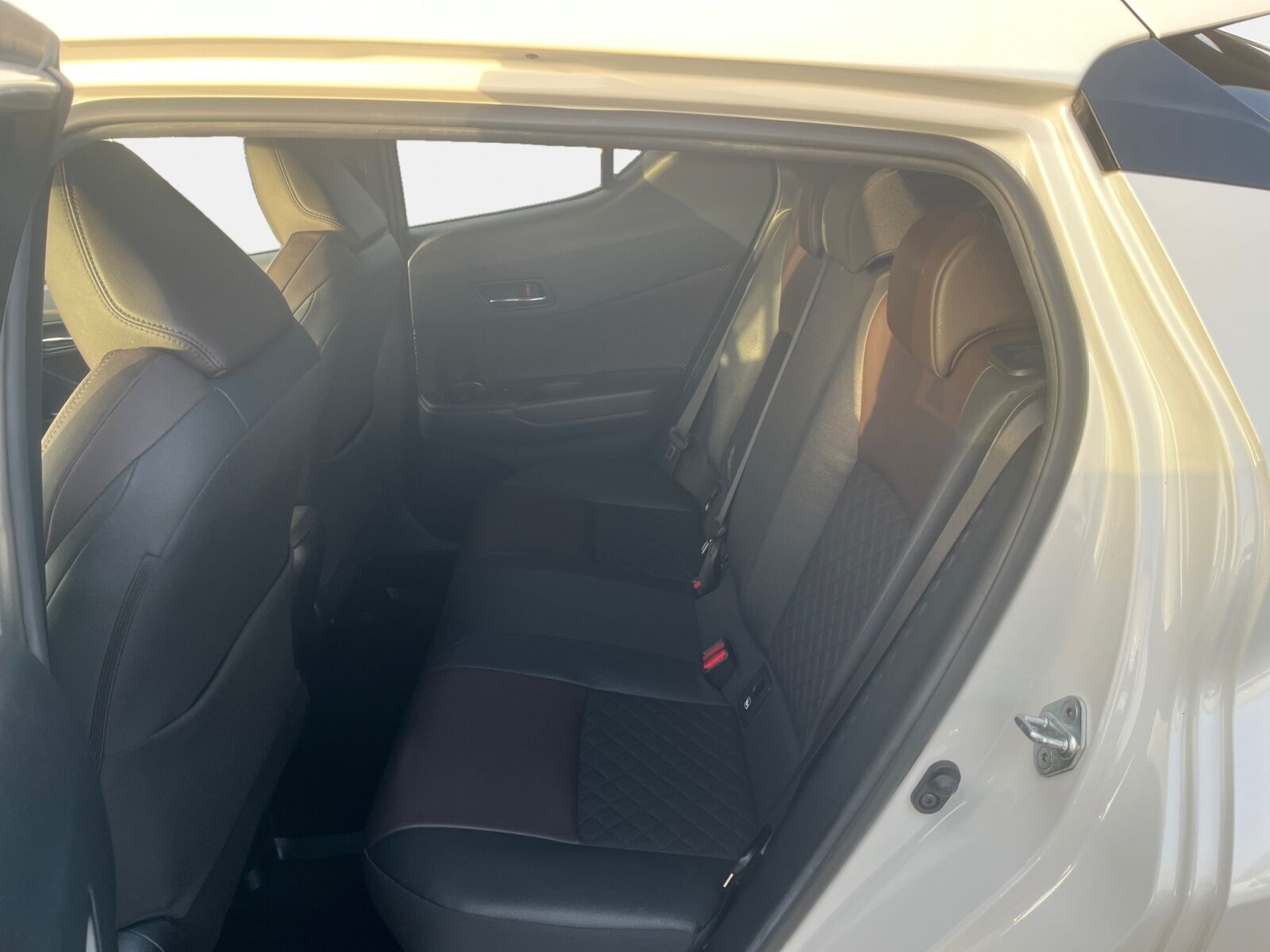 Billede af Toyota C-HR 1,8 Hybrid C-HIC Multidrive S 122HK 5d Aut.