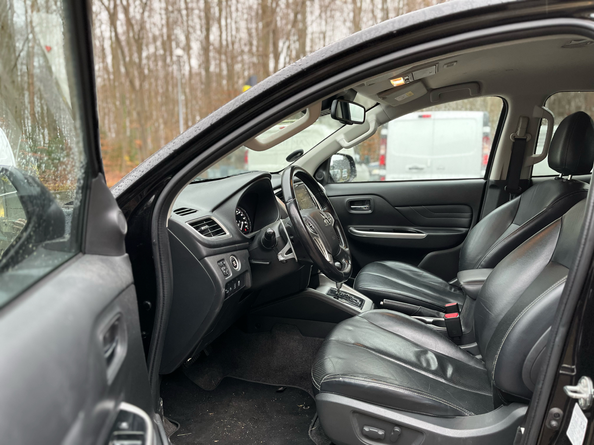 Billede af Mitsubishi L200 Dob. Cab 2,2 DI-D Instyle 4WD 150HK DobKab 6g Aut.