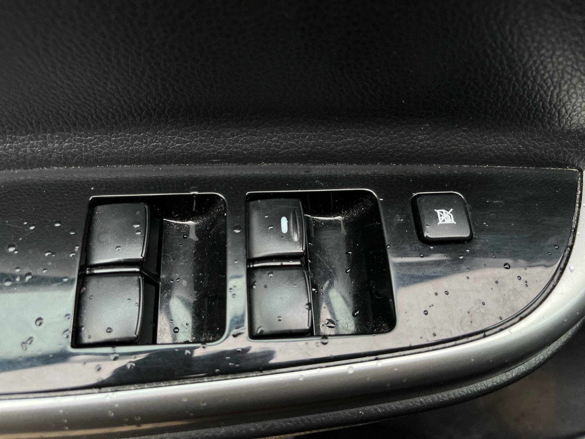 Billede af Mitsubishi L200 Dob. Cab 2,2 DI-D Instyle 4WD 150HK DobKab 6g Aut.