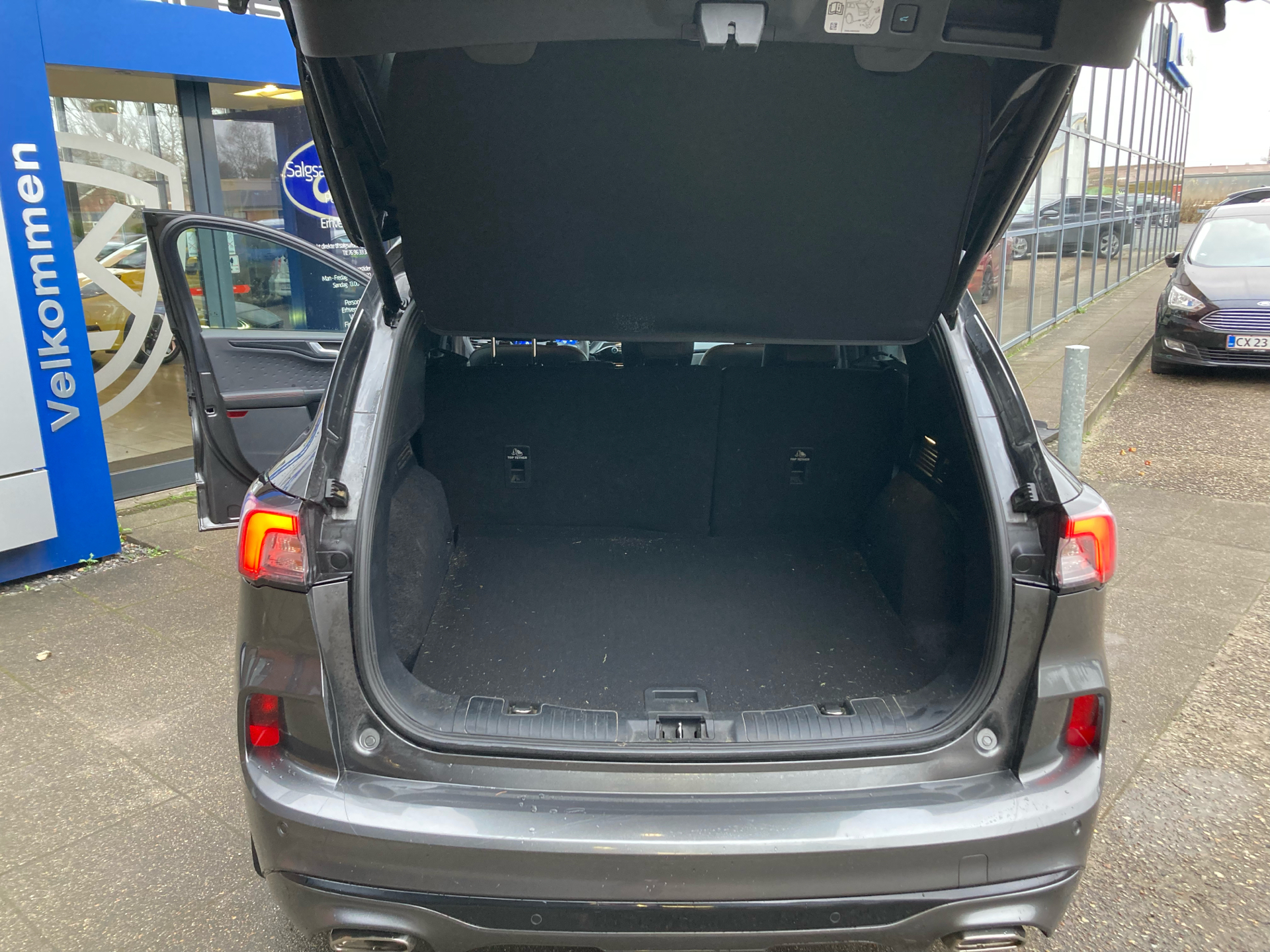 Billede af Ford Kuga 2,5 Plugin-hybrid ST-Line X CVT 225HK 5d Trinl. Gear